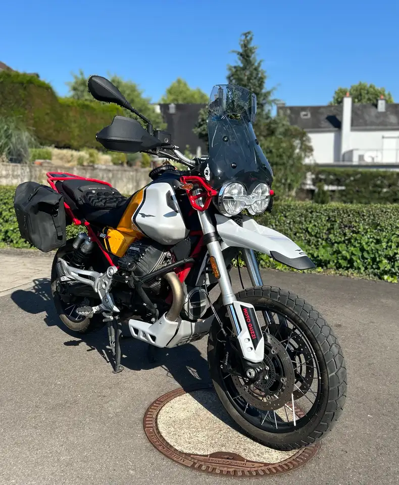 Moto Guzzi V 85 TT