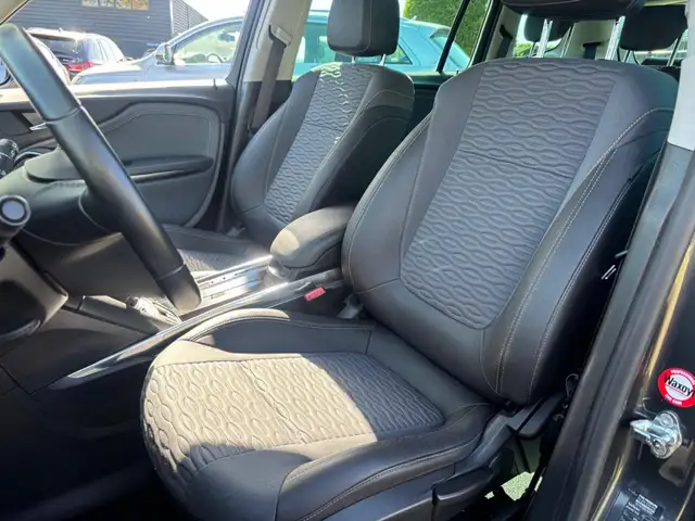 Opel Zafira Tourer view 12