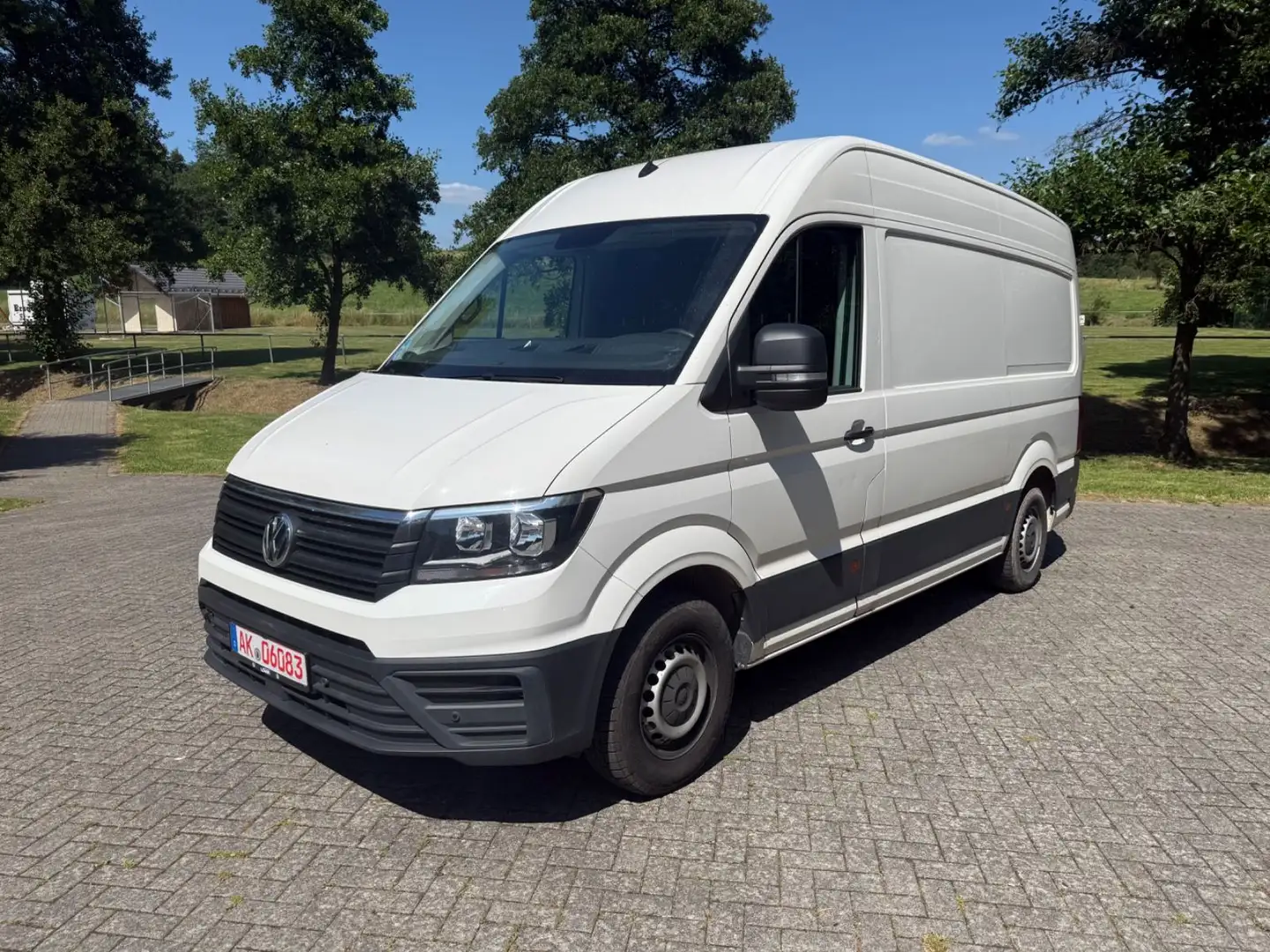 Volkswagen Crafter 35 2.0 TDI  L2H2 Klima PDC Blanc - 1