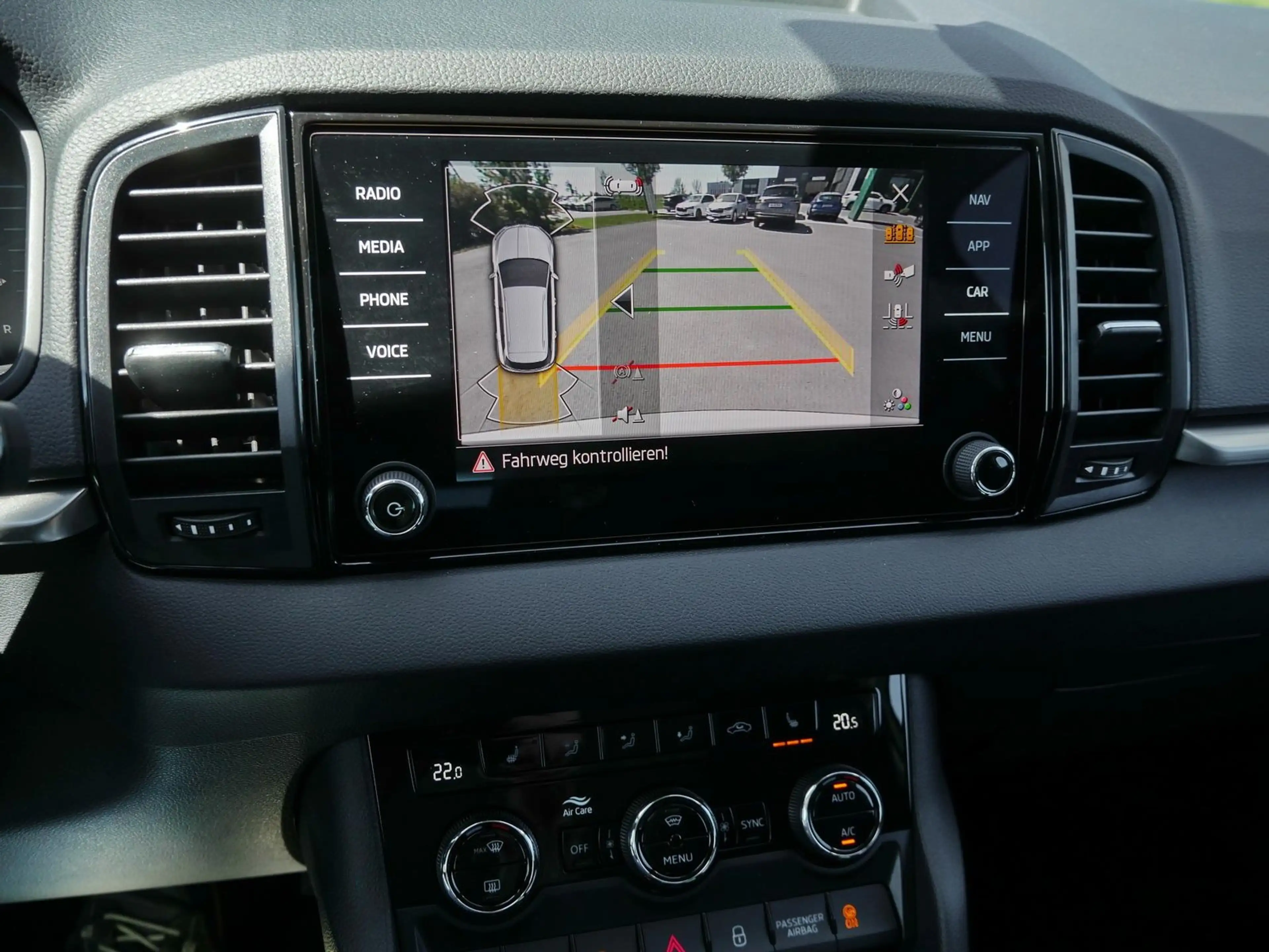 Skoda Karoq Tour 1.5 TSI DSG AHK|pACC|MATRIX|RFK — photo 15