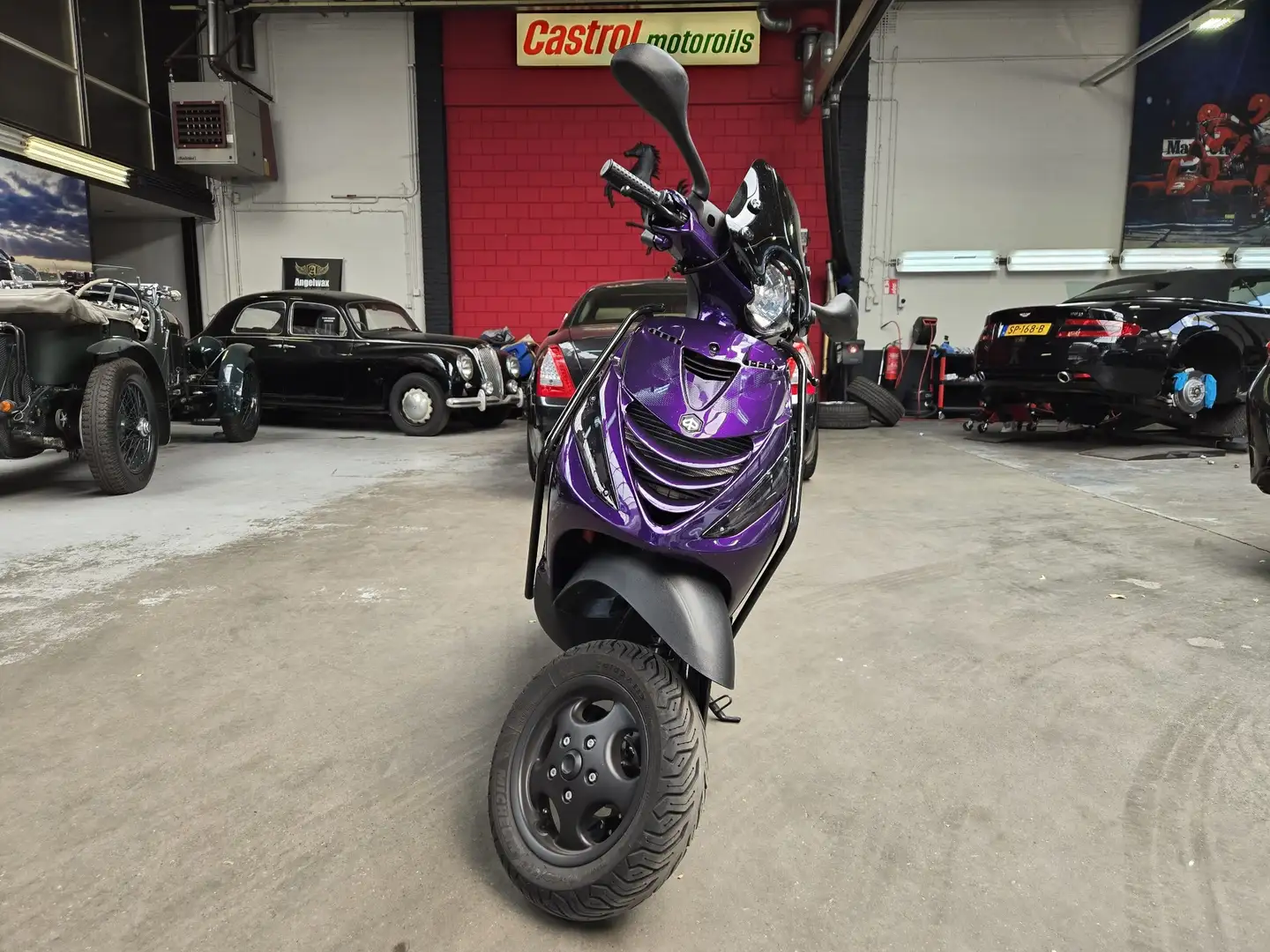 Piaggio Zip SP Zip A1 180cc Malossi nieuw gebouwd RDW gekeurd. Paars - 1