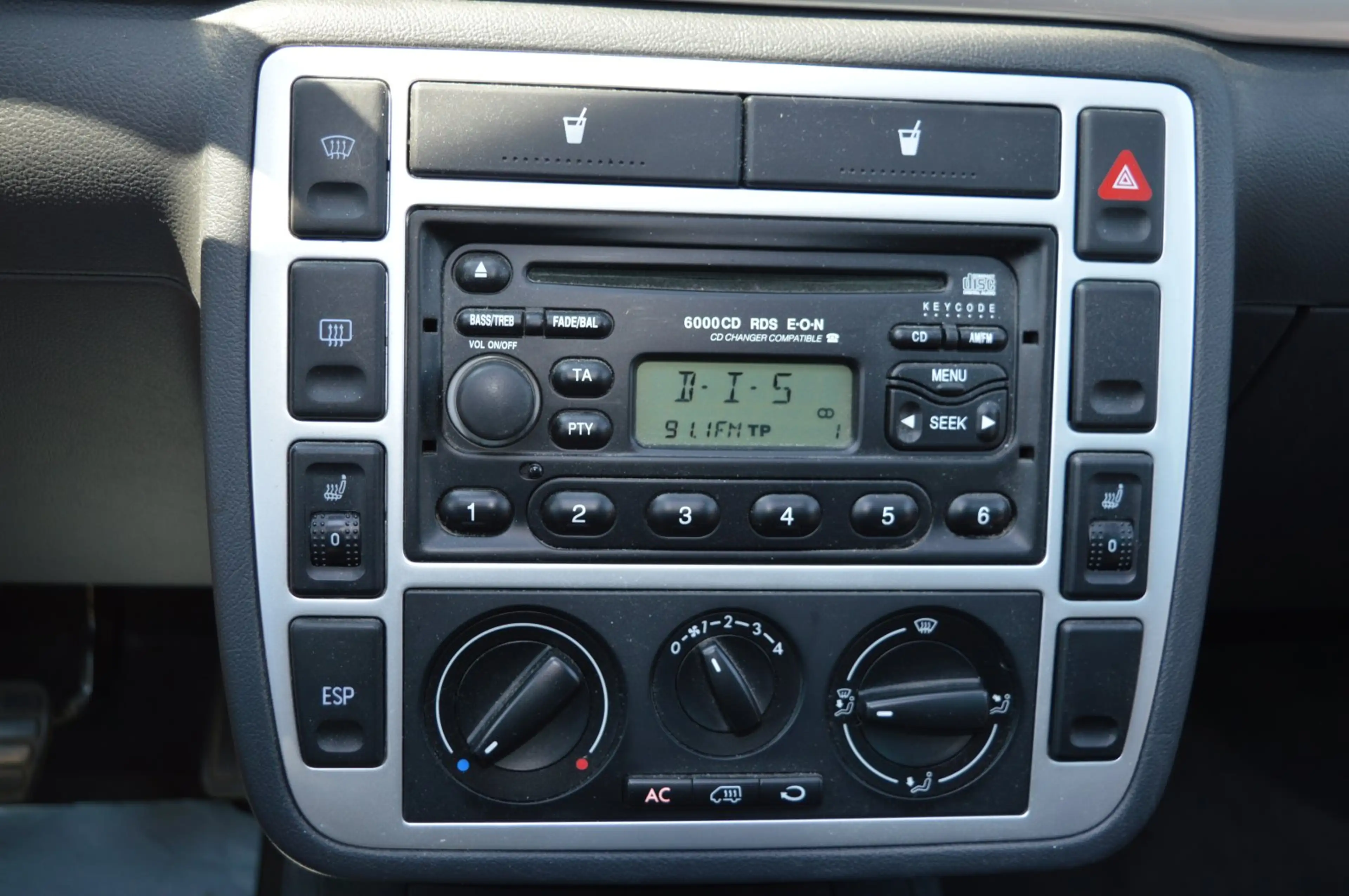 Ford Galaxy 2.3 16V 6-Sitzer 1. Hand/AHK/GSHD/Radio/CD/SH/Reif — photo 13