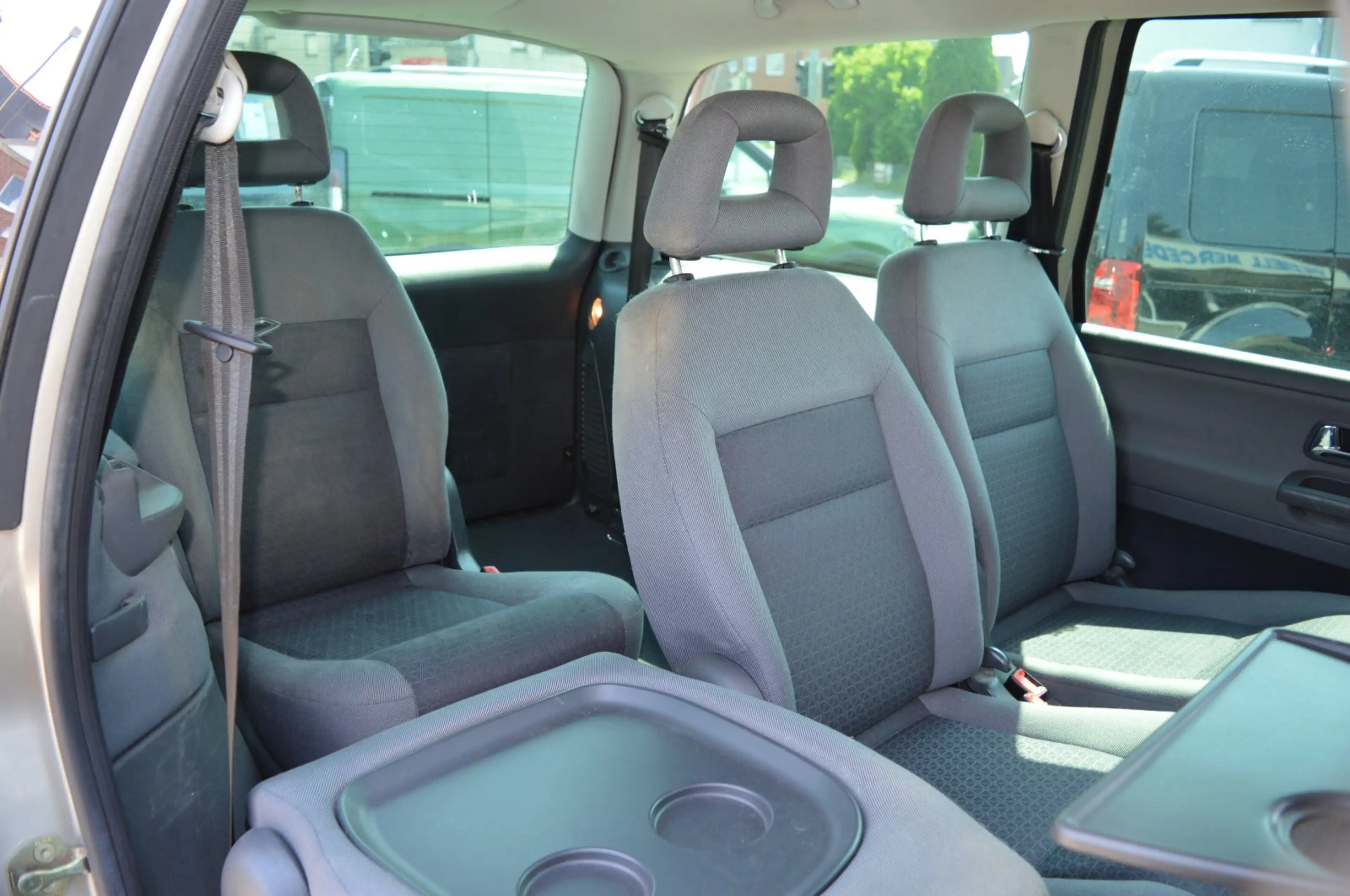 Ford Galaxy 2.3 16V 6-Sitzer 1. Hand/AHK/GSHD/Radio/CD/SH/Reif — photo 4