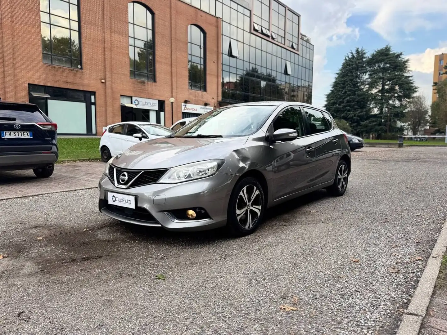 Nissan Pulsar 1.5 dci Acenta 110cv Srebrny - 1