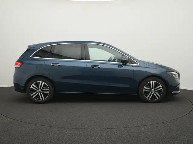 Mercedes-Benz B-Class view 5