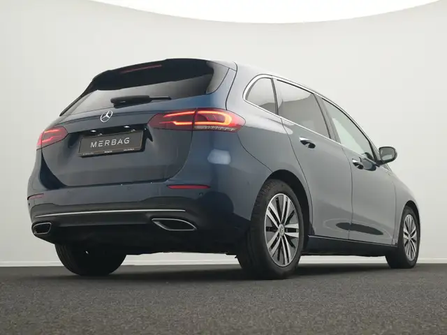 Mercedes-Benz B-Class view 11