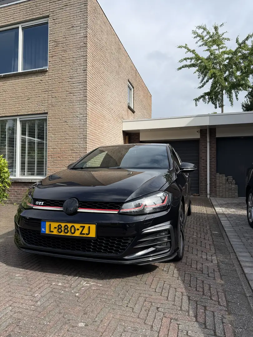 Volkswagen Golf GTI 2.0 TSI 2018 Zwart - 1