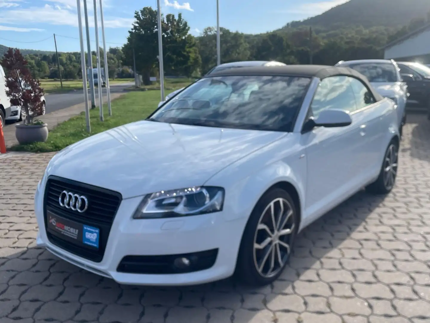 Audi A3 Cabriolet Ambition+KLIMA+NAVI+SHZG+BI-XENON Blanc - 2