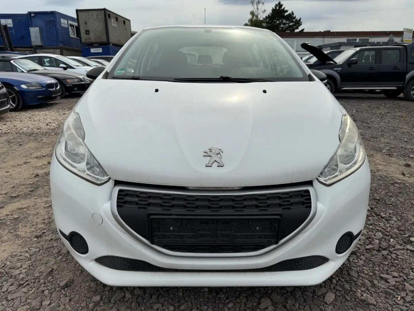 Peugeot 208 Access Weiß - 2