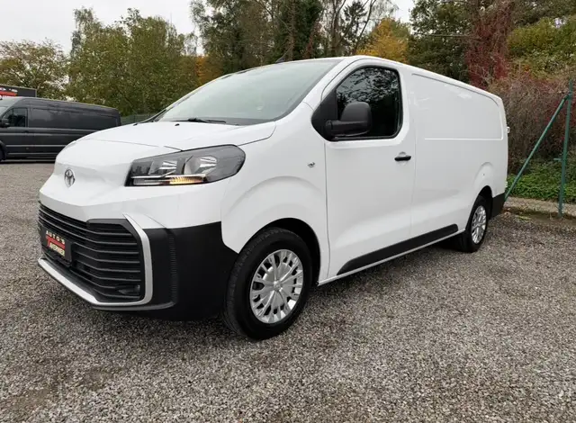 Toyota Proace 2.0//XL//144 Pk//Camera//Carplay//€22300 Ex Btw