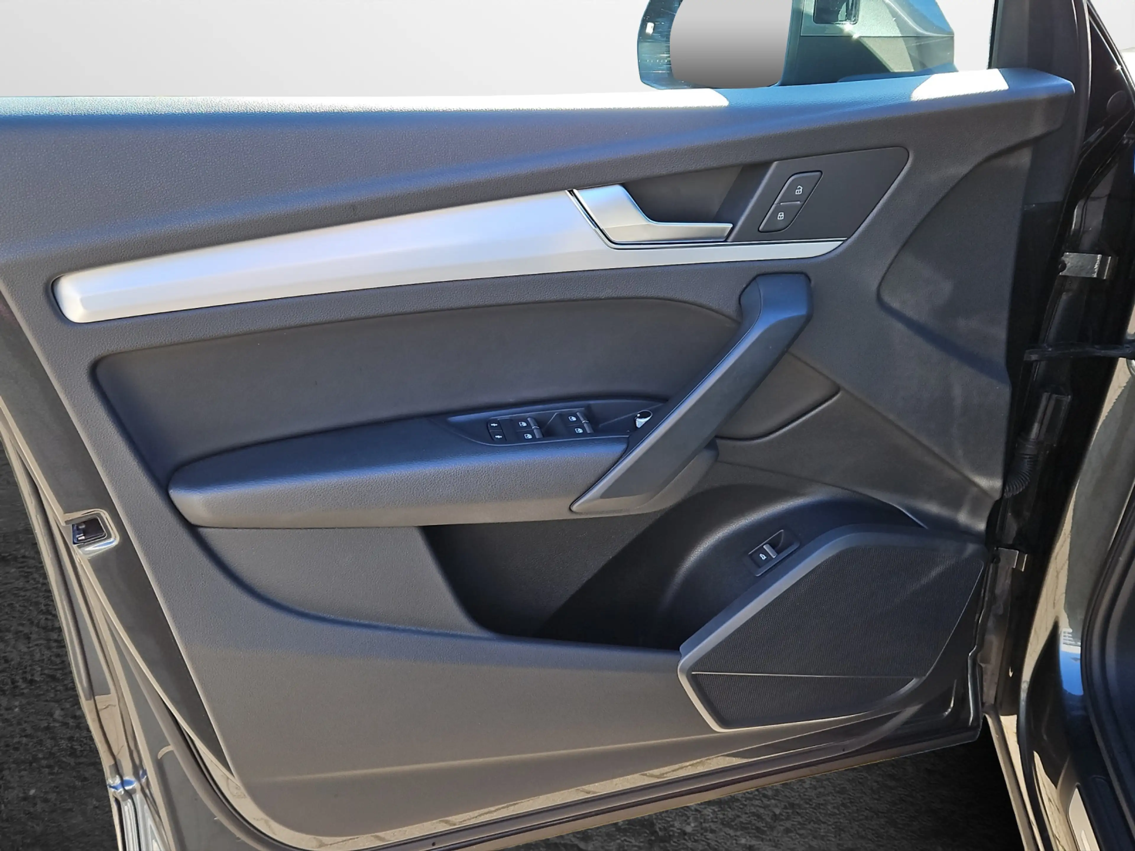 Audi Q5 40 TDI S tronic quattro Sport S-line NaviPlus m... — photo 6
