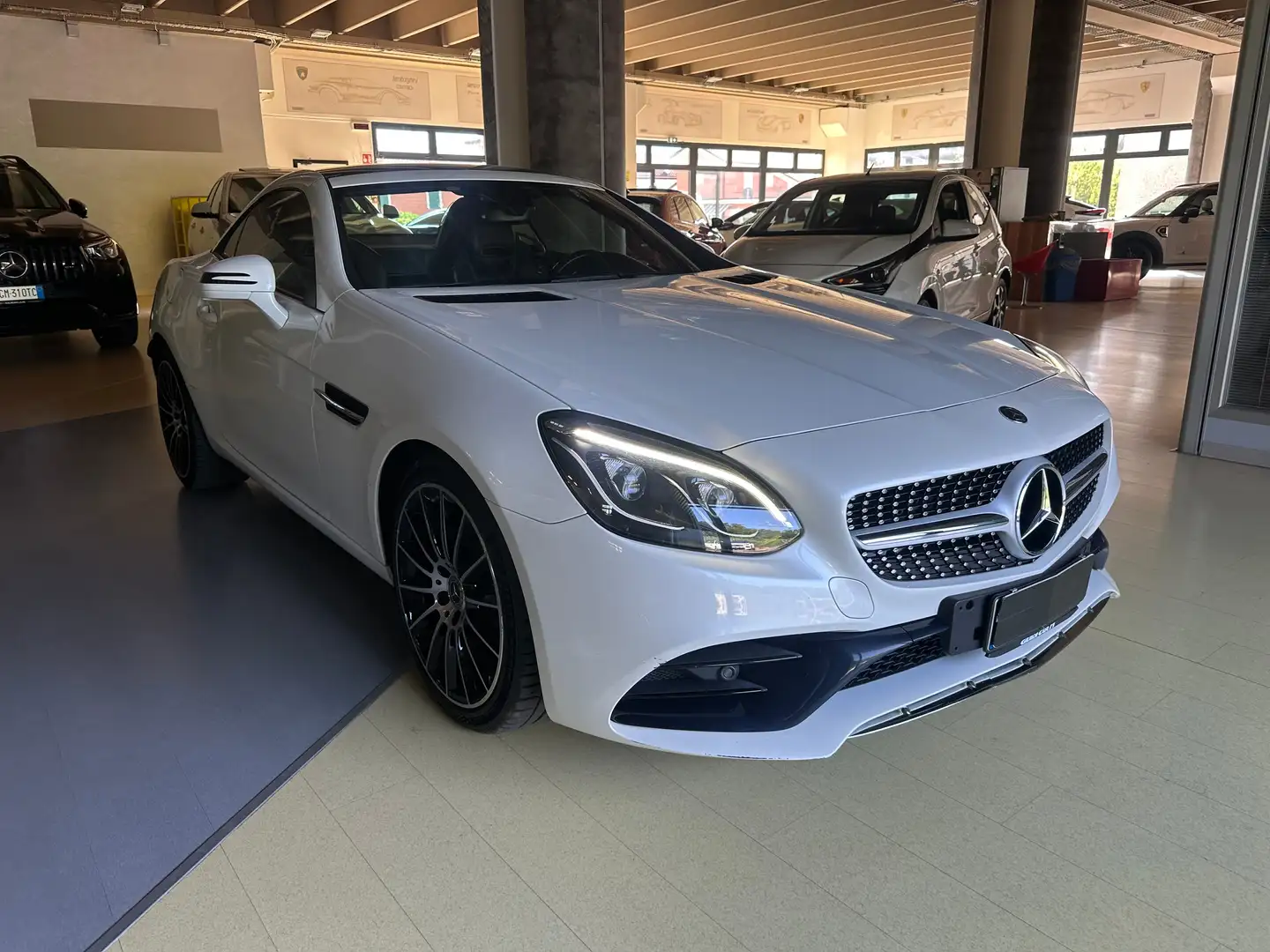 Mercedes-Benz SLC 300 SLC - R172 2016 AMG Line auto Blanc - 1