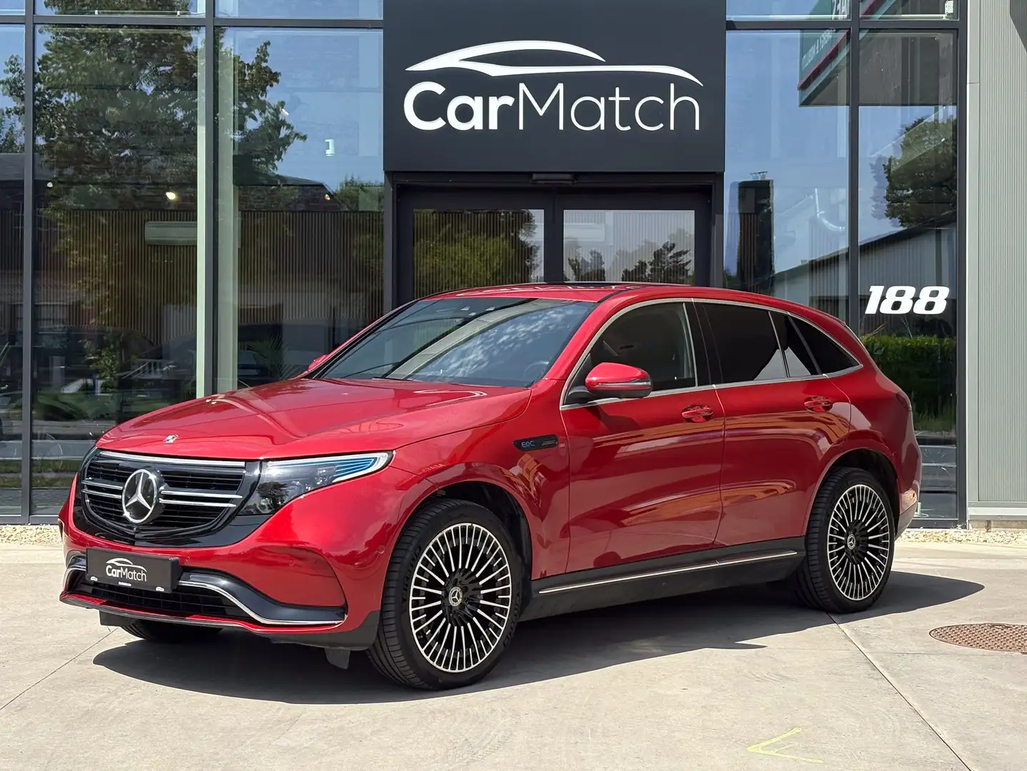 Mercedes-Benz EQC 400 AMG Line - FULL OPTION | Massage | Pano | Burmeste Rood - 1
