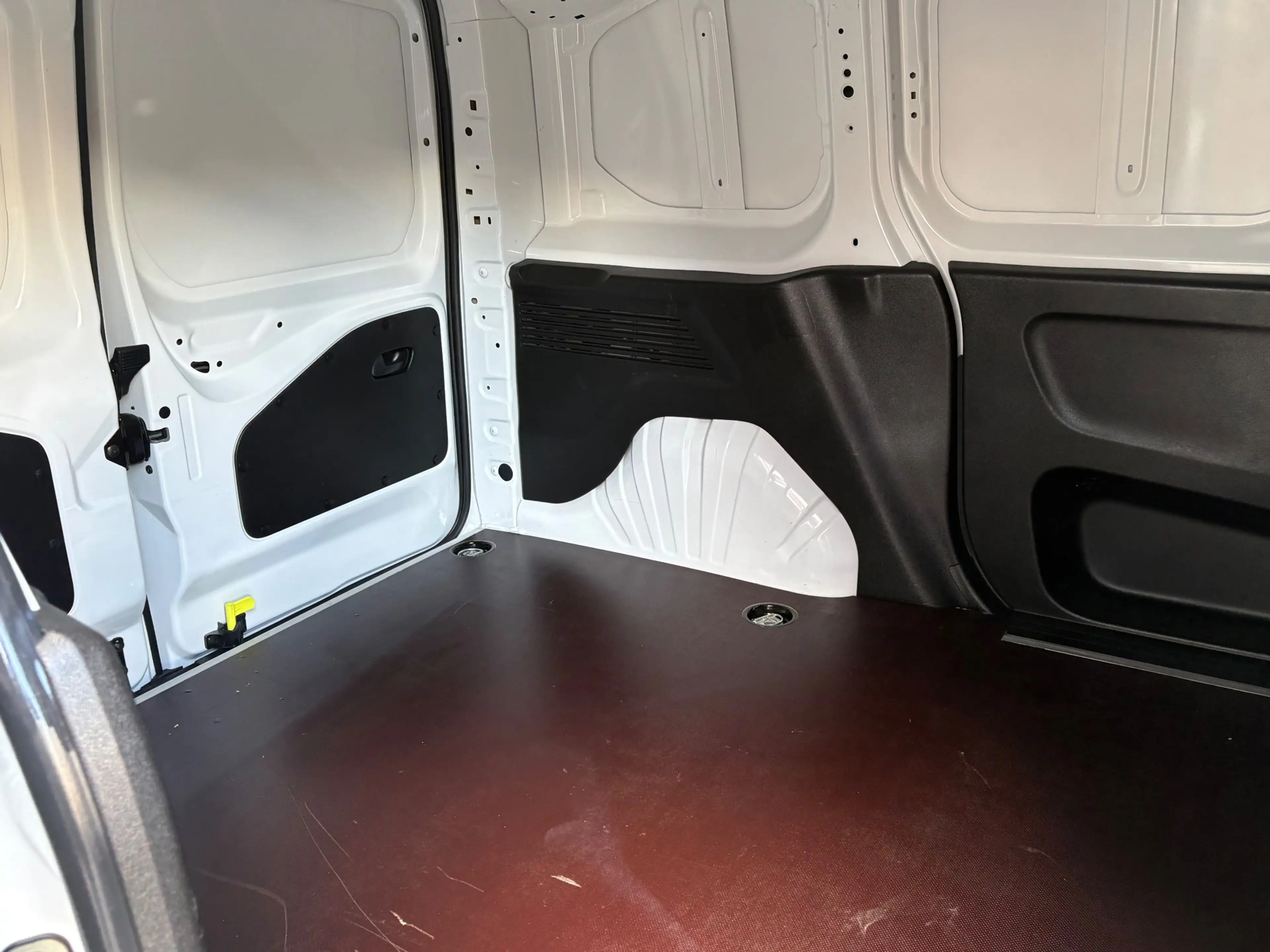Peugeot Partner 1.2 PureTech 110 S&S L1 Airco Navi Pdc A.camera Cr — photo 8