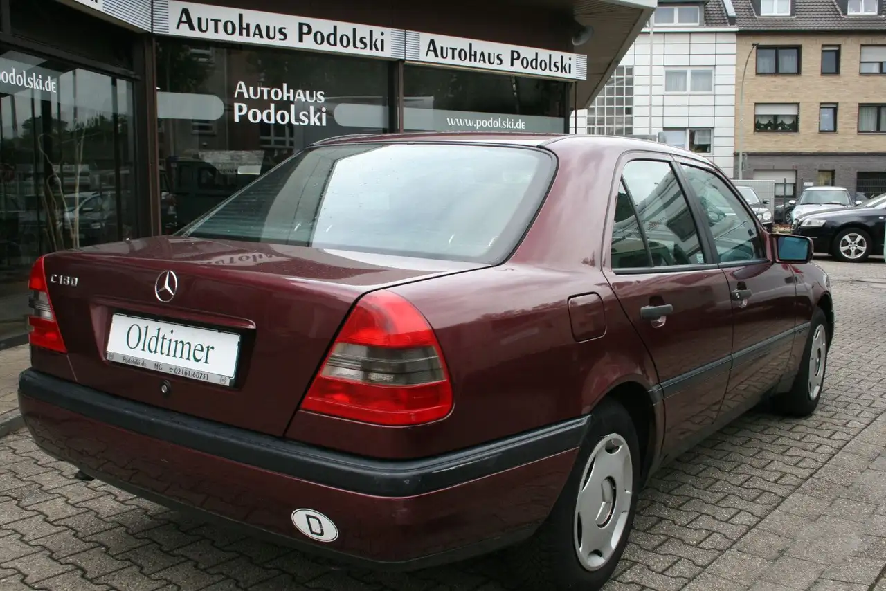Mercedes-Benz C 180 |Oldtimer|Klima|Schiebedach|Autom.|1. Hd, foto 2