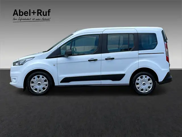 Ford Transit Connect view 5