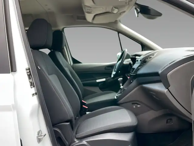 Ford Transit Connect view 12