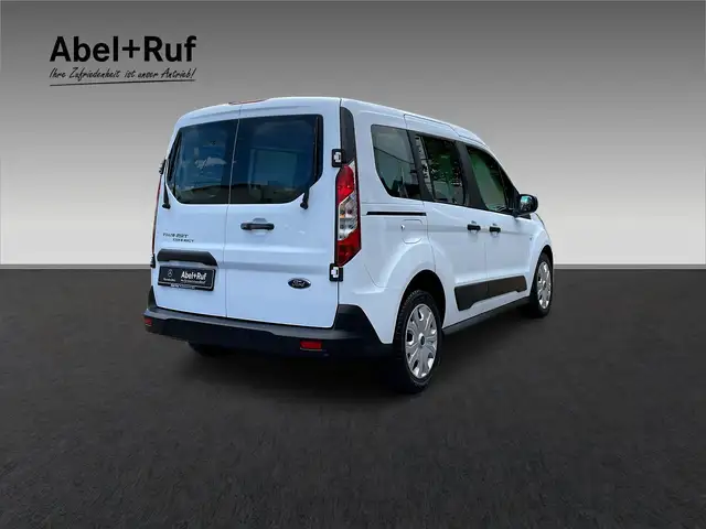 Ford Transit Connect view 7