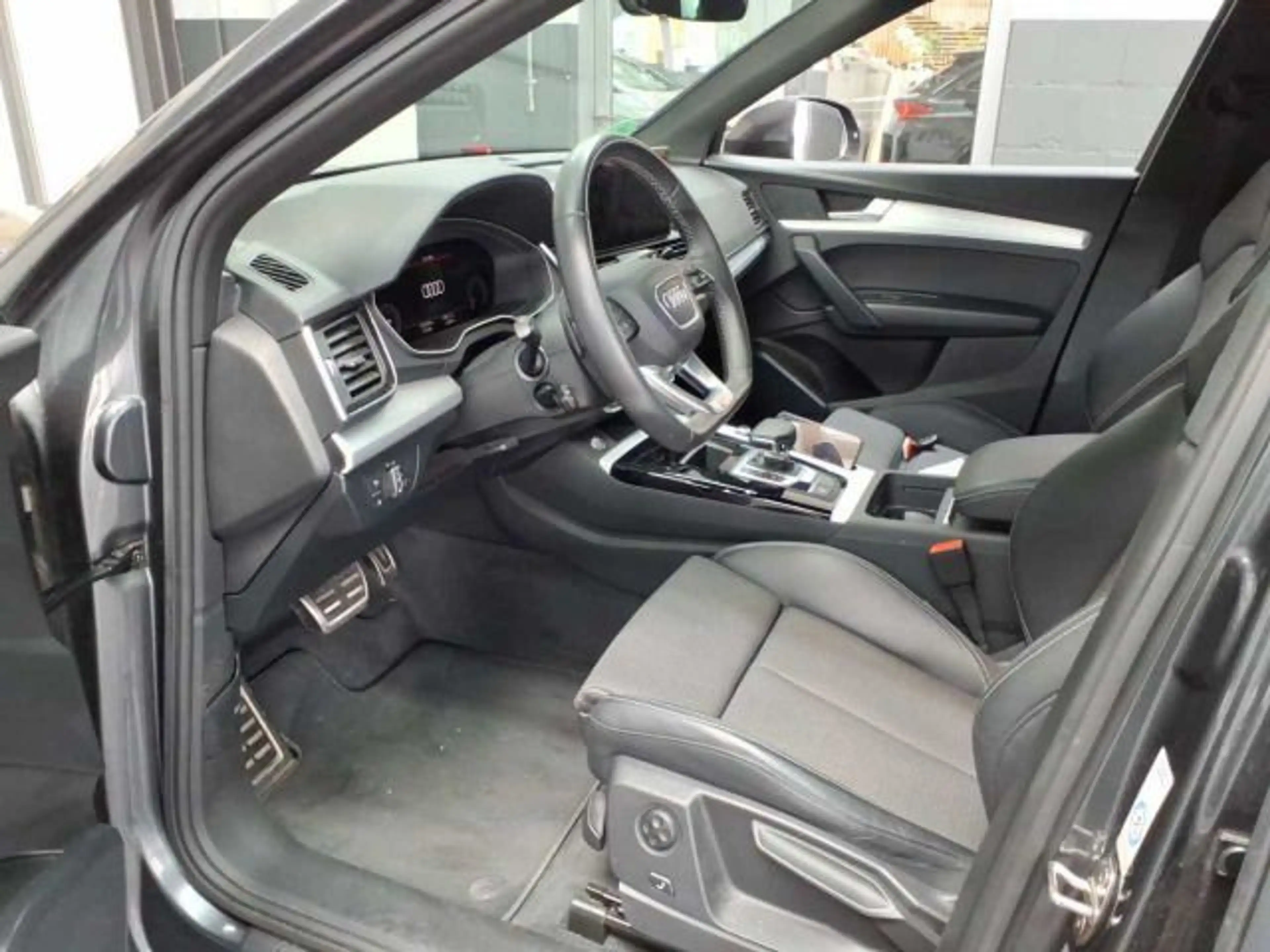 Audi Q5 50TDI S line qu S-trc AHK Tempo PDC Navi — photo 5