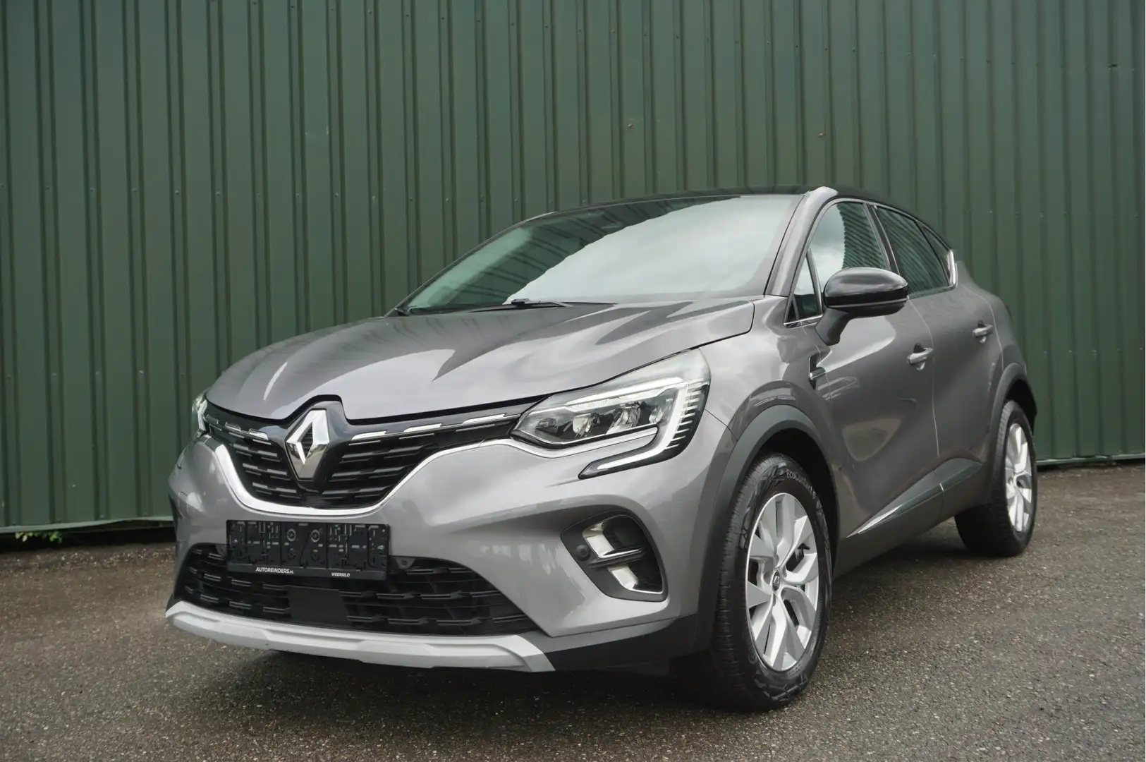 Renault Captur 1.3TCe 130pk Intens Automaat + Camera/ Navi/ Keyle Grijs - 2