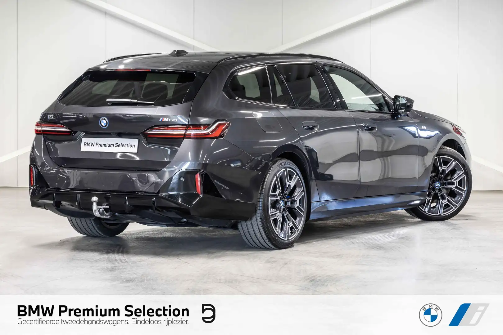 BMW i5 M60 xDrive Touring | PANO | TO Grigio - 2
