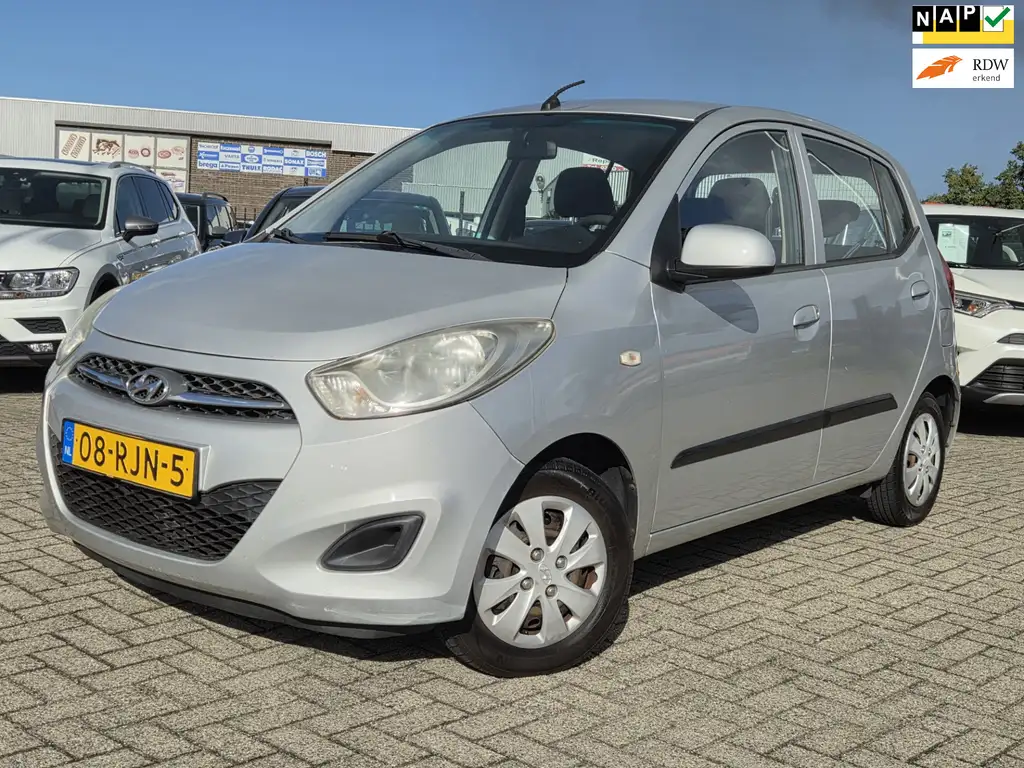 Hyundai i10 2011 из Европы — купить под ключ