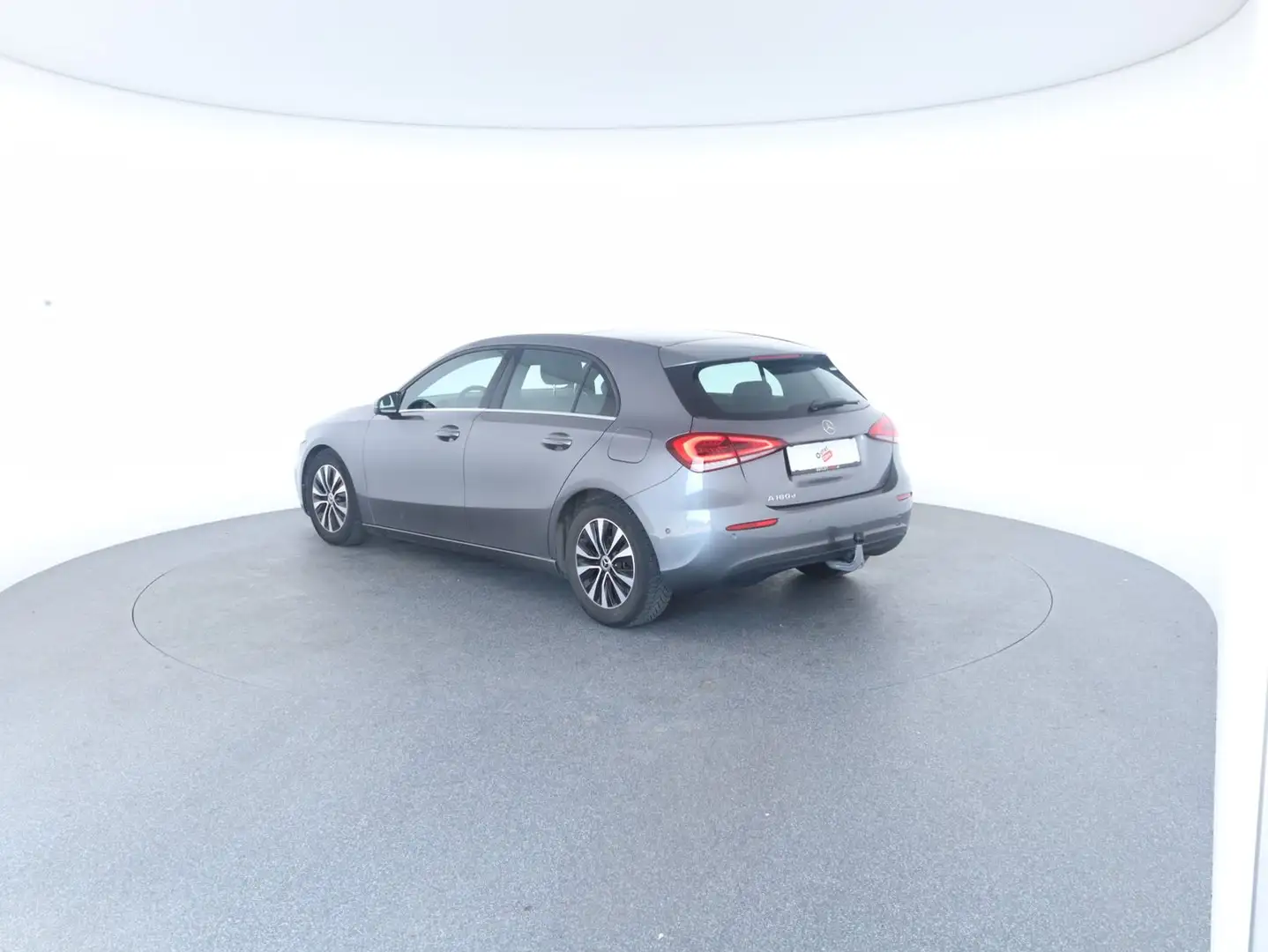 Mercedes-Benz A 180 180 d Aut. Grau - 2