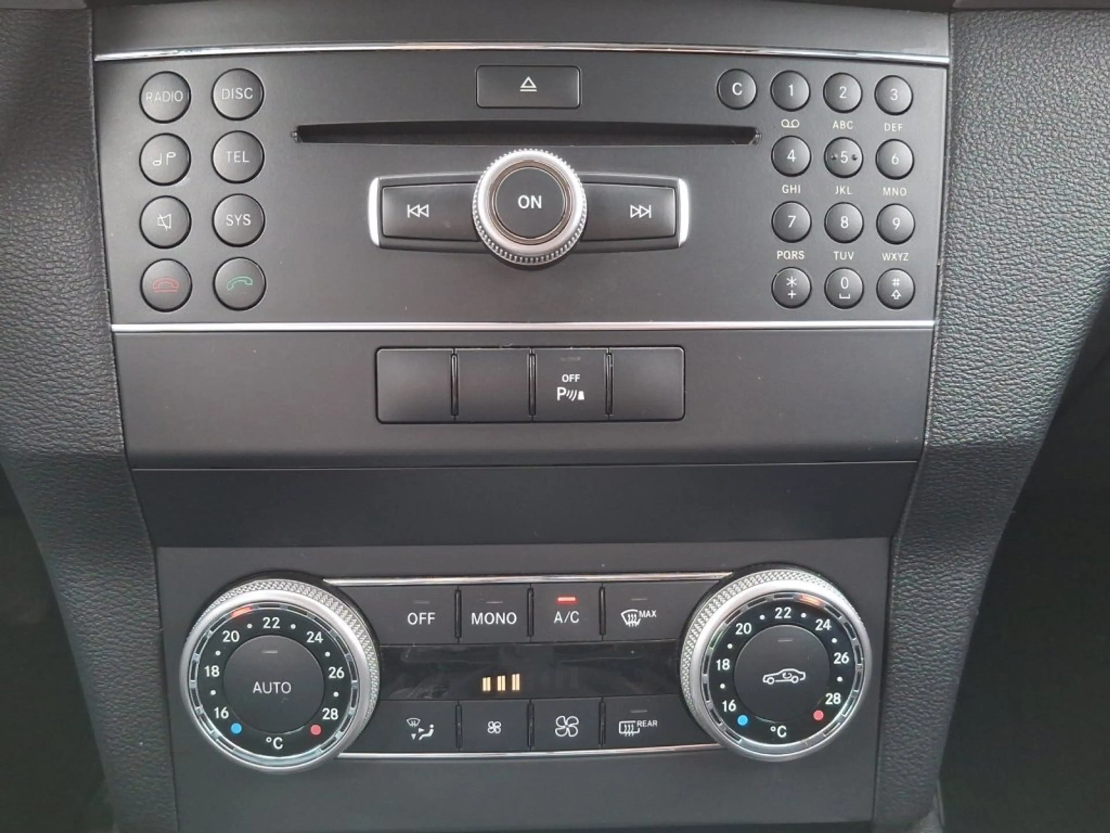 Mercedes-Benz GLK 220 CDI 4MATIC — photo 15