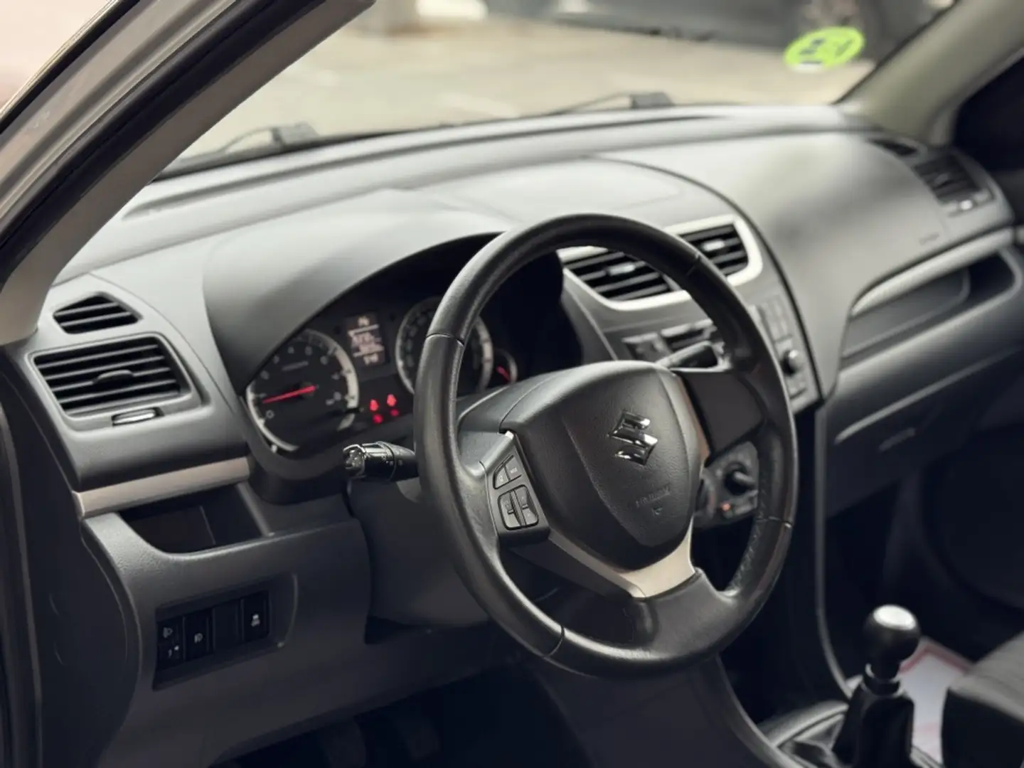 Suzuki Swift 1.2 GL+ Silber - 2