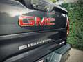GMC Sierra AT4 Crew Cab 6.2 L - V8 € 69.900 ,- excl btw Noir - thumbnail 11