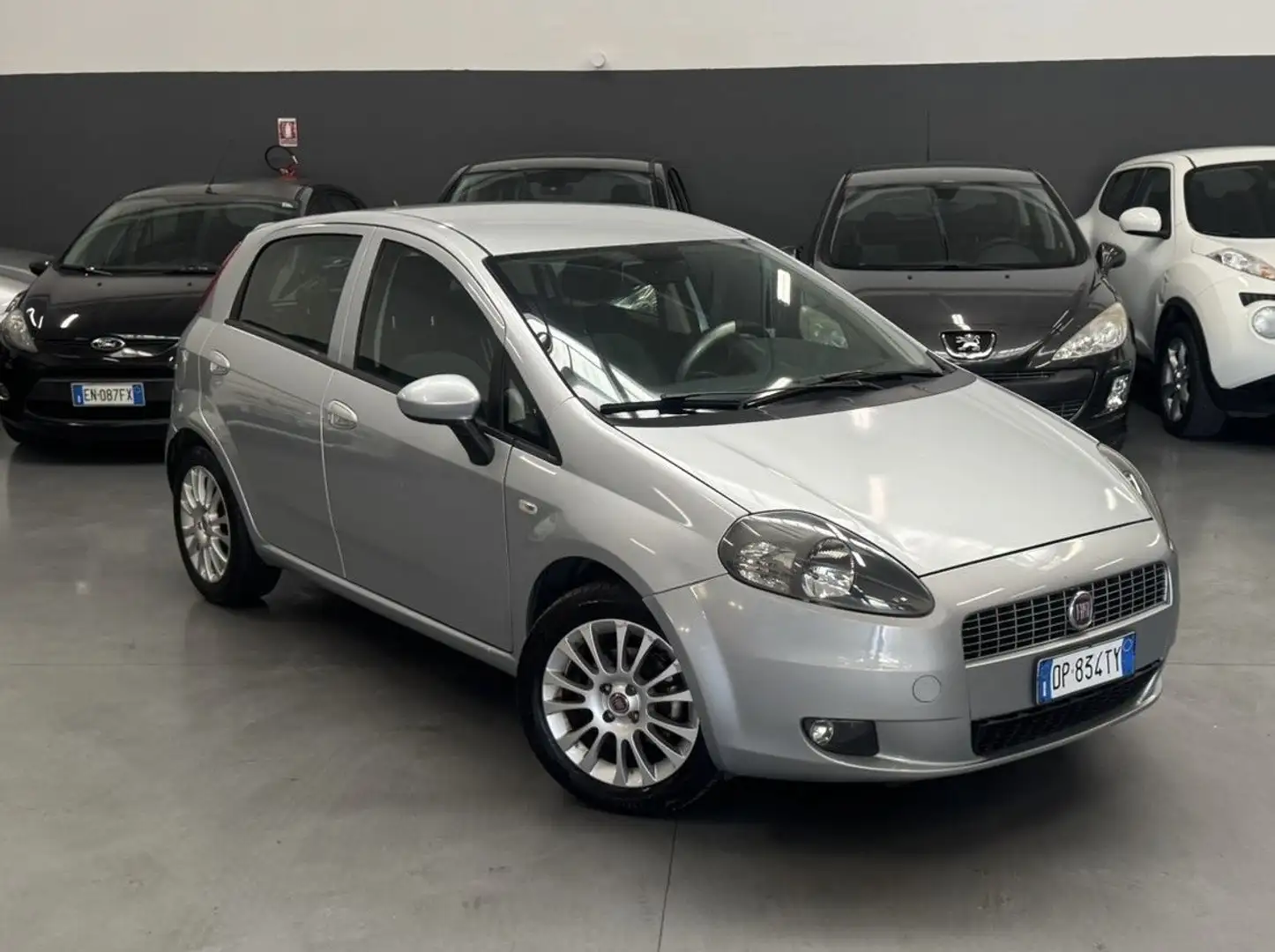 Fiat Grande Punto Punto sport neopatentati “LEGGI BENE “ - 1