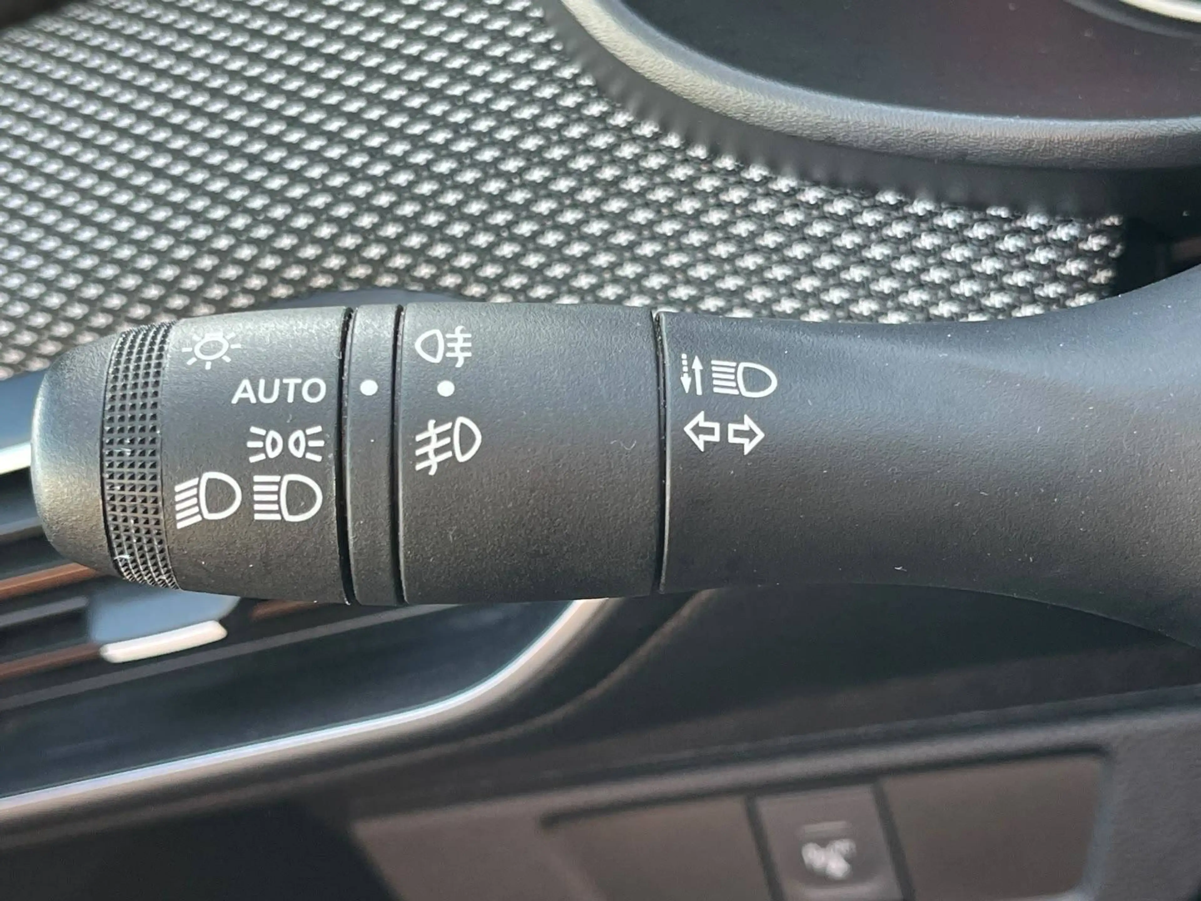Dacia Sandero Sandero 1.0 TCe Expression — photo 13