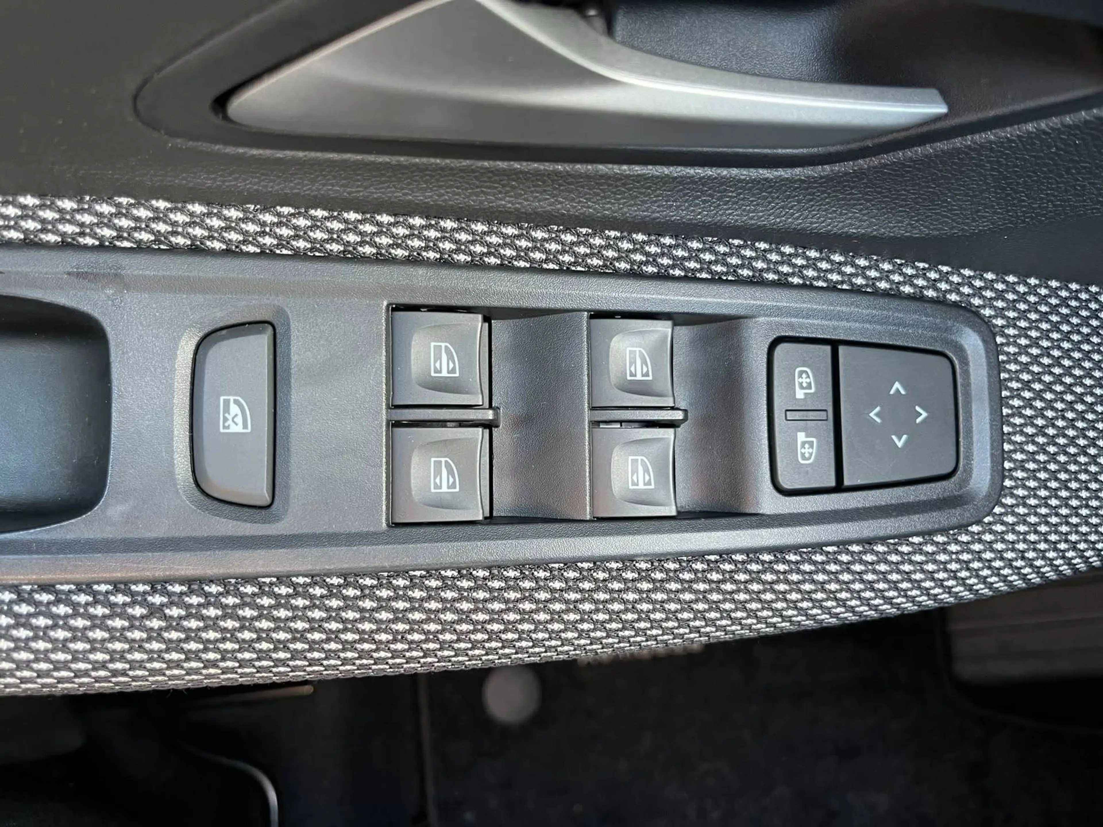 Dacia Sandero Sandero 1.0 TCe Expression — photo 5