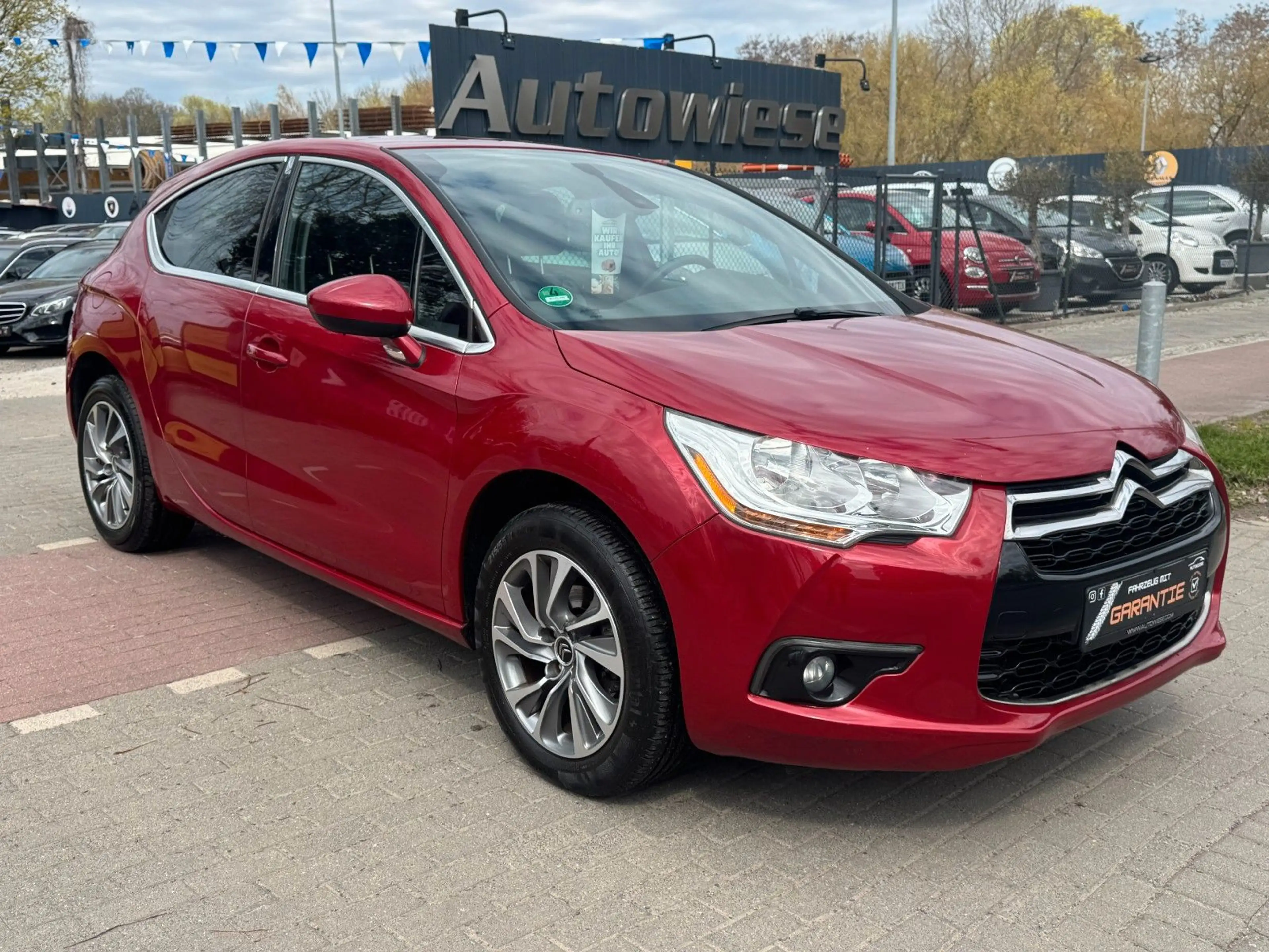 Citroen DS4 SoChic 1.6HDI*Aut.*Klima*Temp.*PDC*Massage* — photo 3