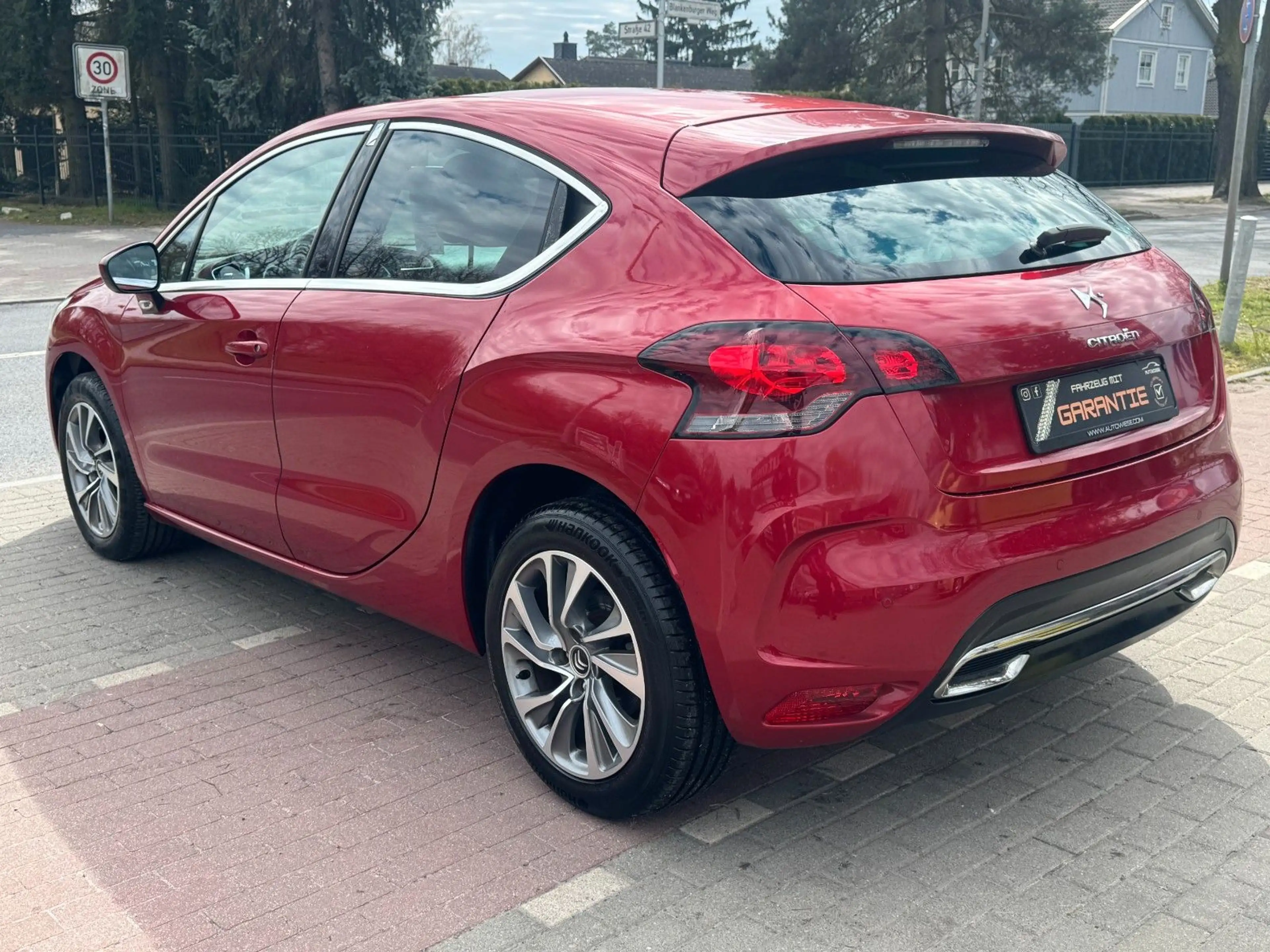 Citroen DS4 SoChic 1.6HDI*Aut.*Klima*Temp.*PDC*Massage* — photo 6