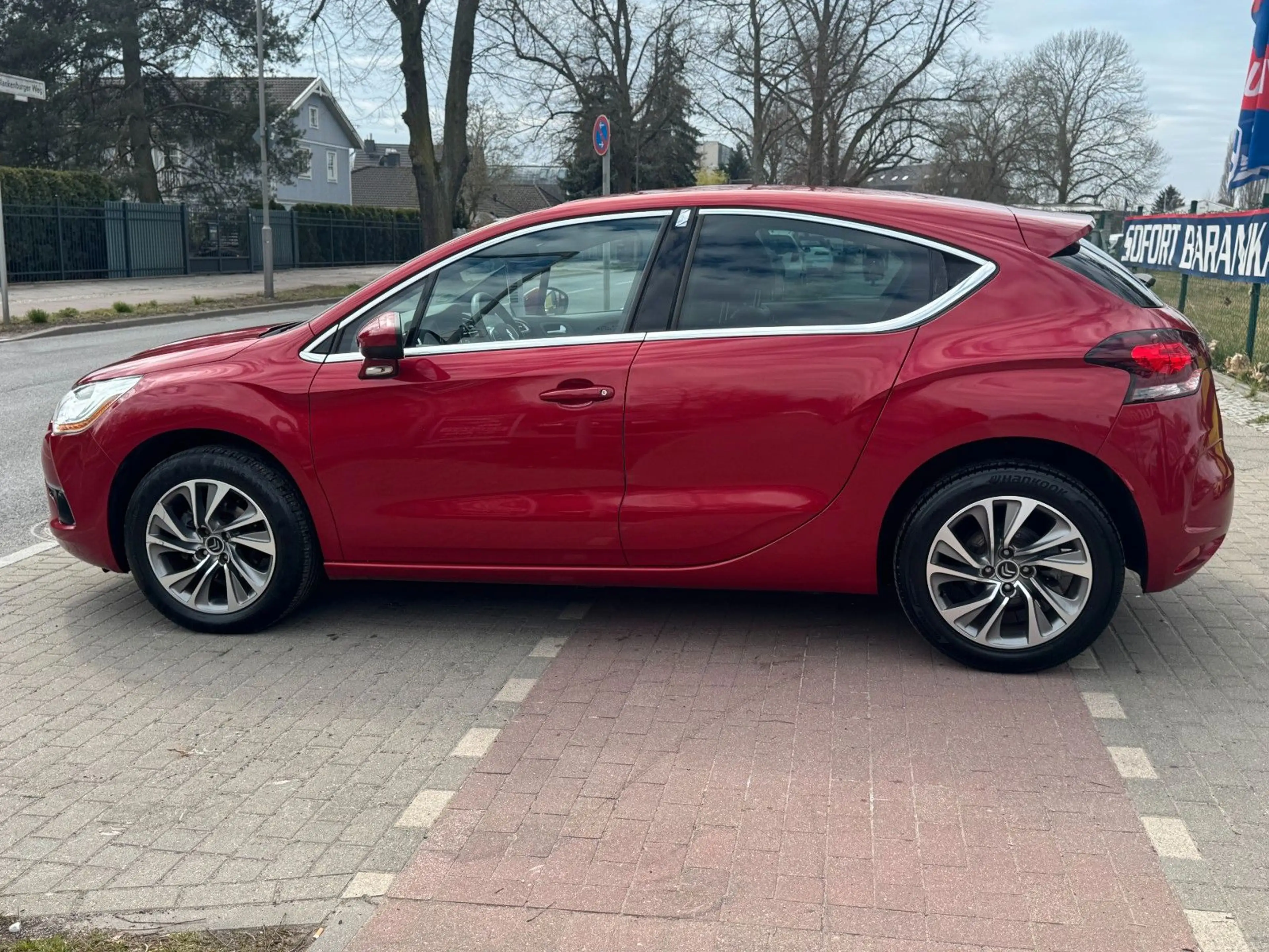 Citroen DS4 SoChic 1.6HDI*Aut.*Klima*Temp.*PDC*Massage* — photo 8
