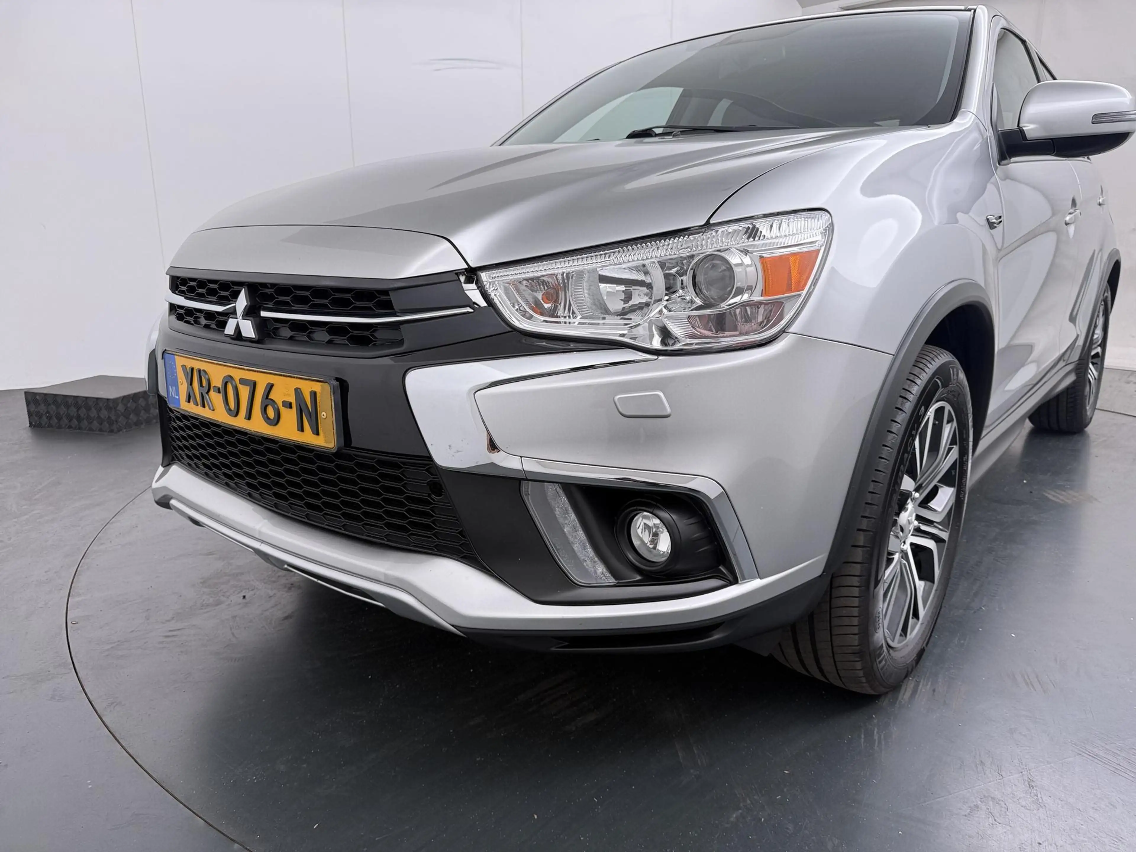 Mitsubishi ASX 1.6 Cleartec Connect Pro+ | Parkeercamera | Apple — photo 2