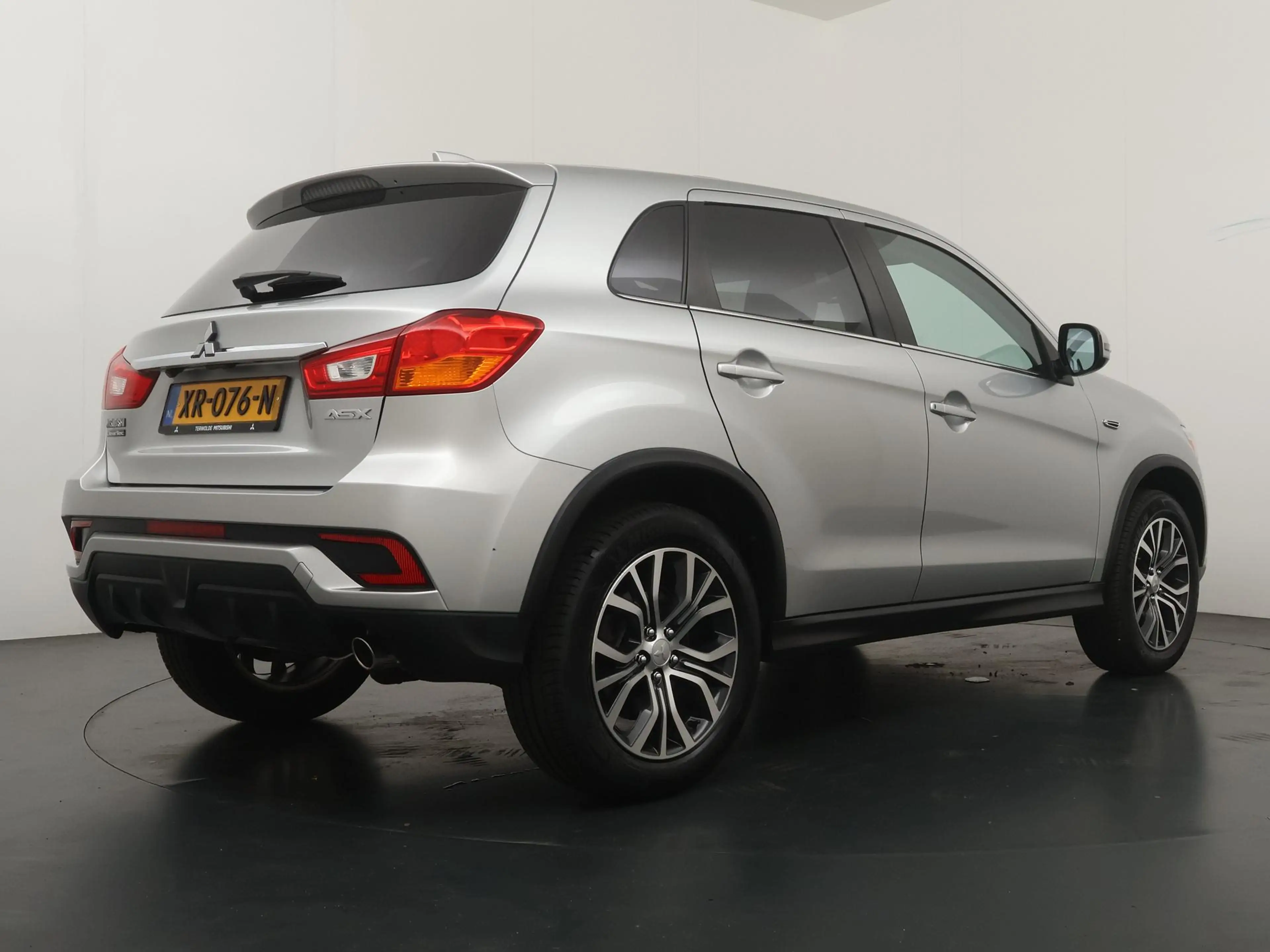 Mitsubishi ASX 1.6 Cleartec Connect Pro+ | Parkeercamera | Apple — photo 6