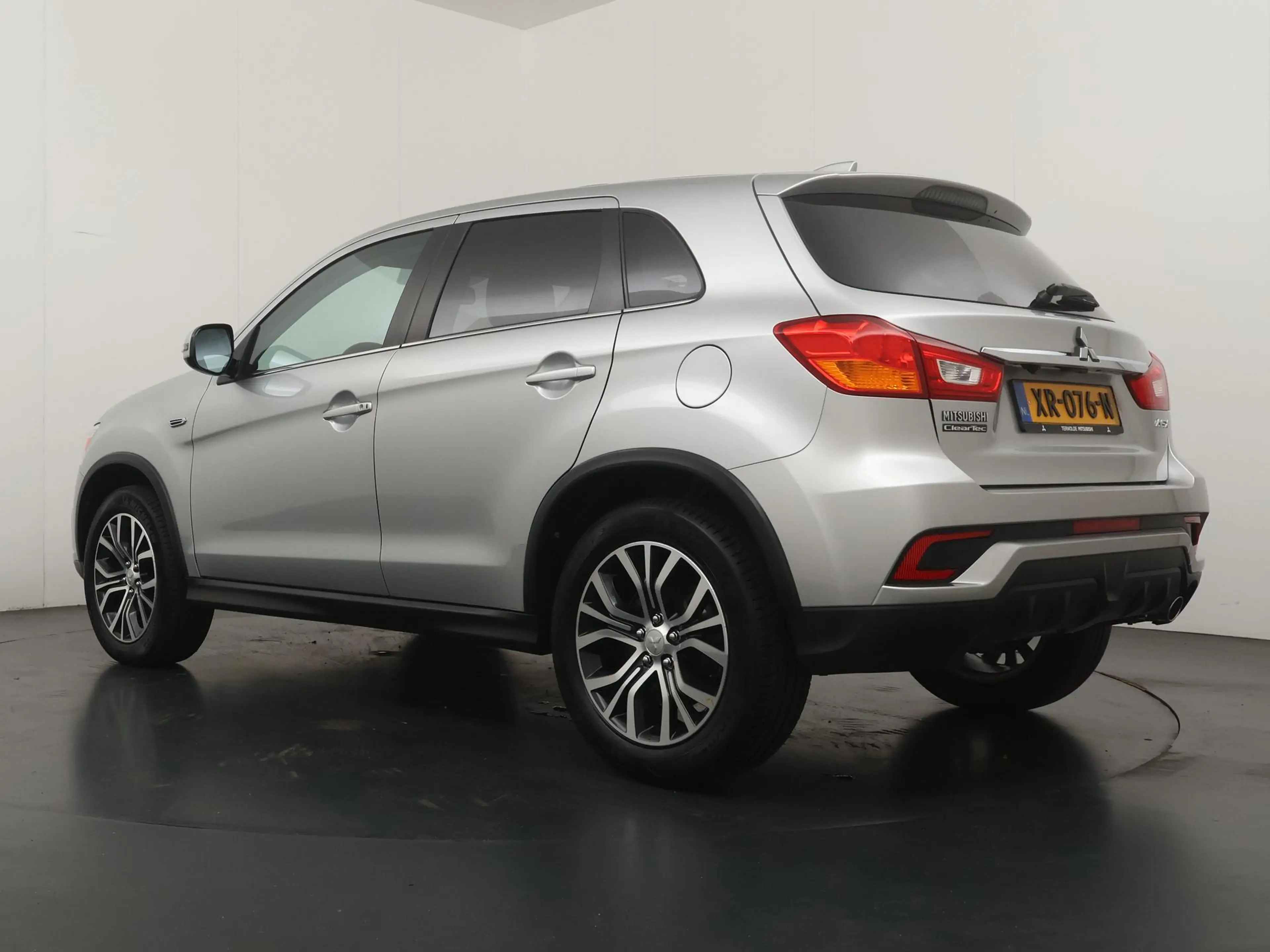 Mitsubishi ASX 1.6 Cleartec Connect Pro+ | Parkeercamera | Apple — photo 4