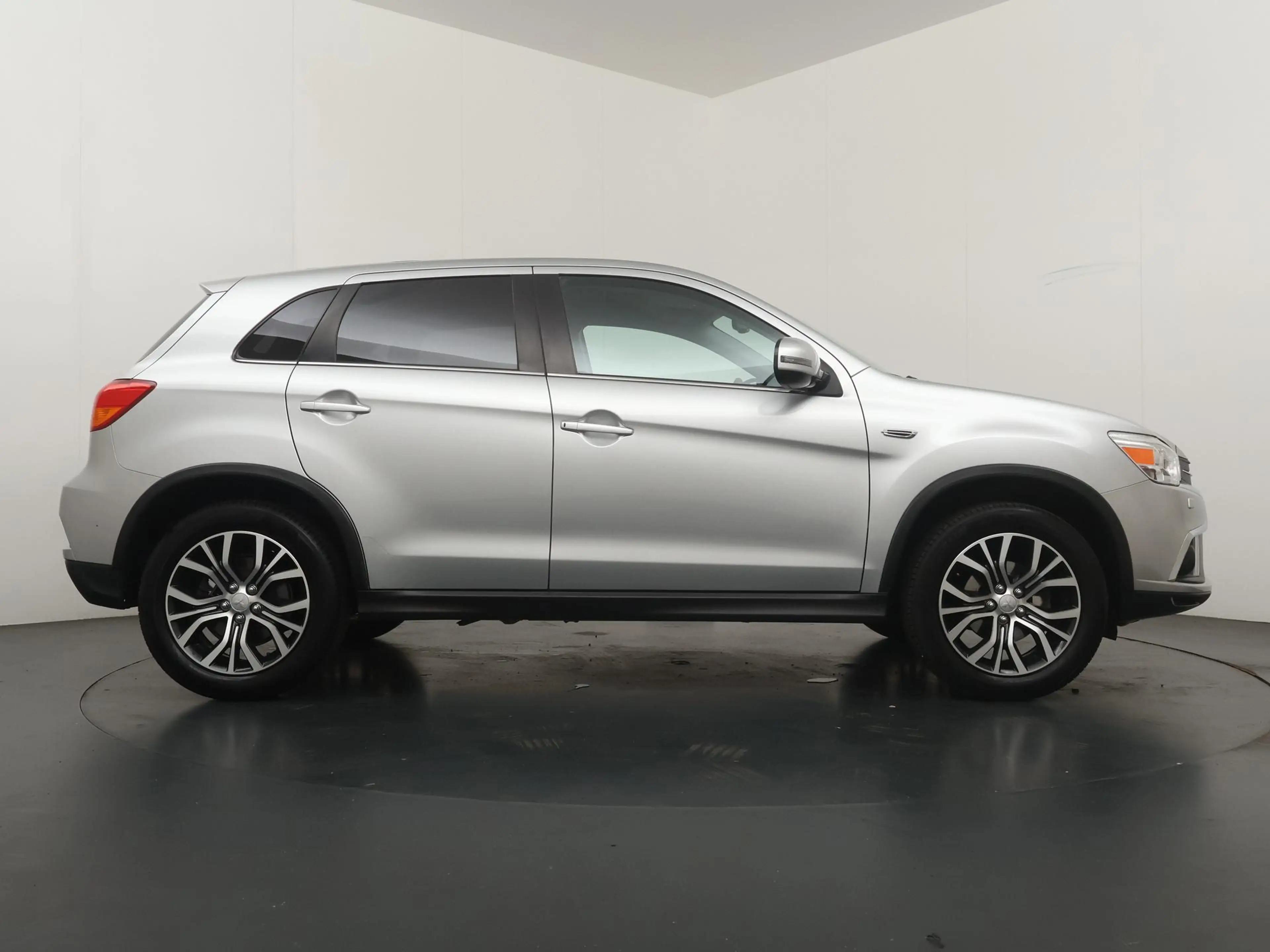 Mitsubishi ASX 1.6 Cleartec Connect Pro+ | Parkeercamera | Apple — photo 7
