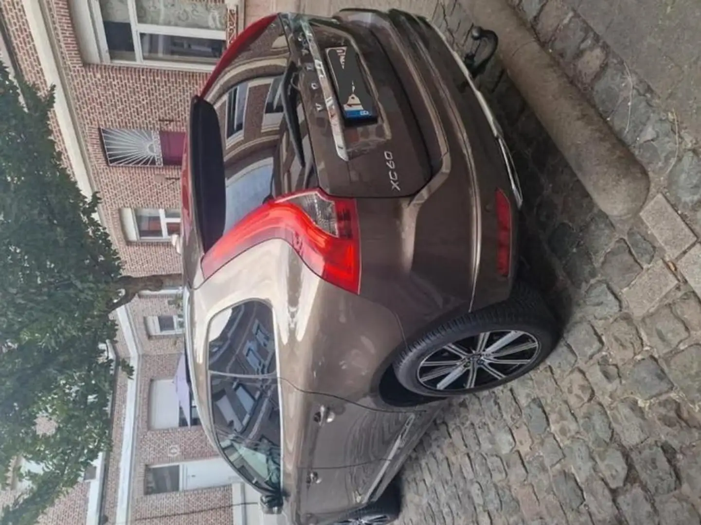 Volvo XC60 XC60 D4 AWD Geartronic Momentum Bronze - 1