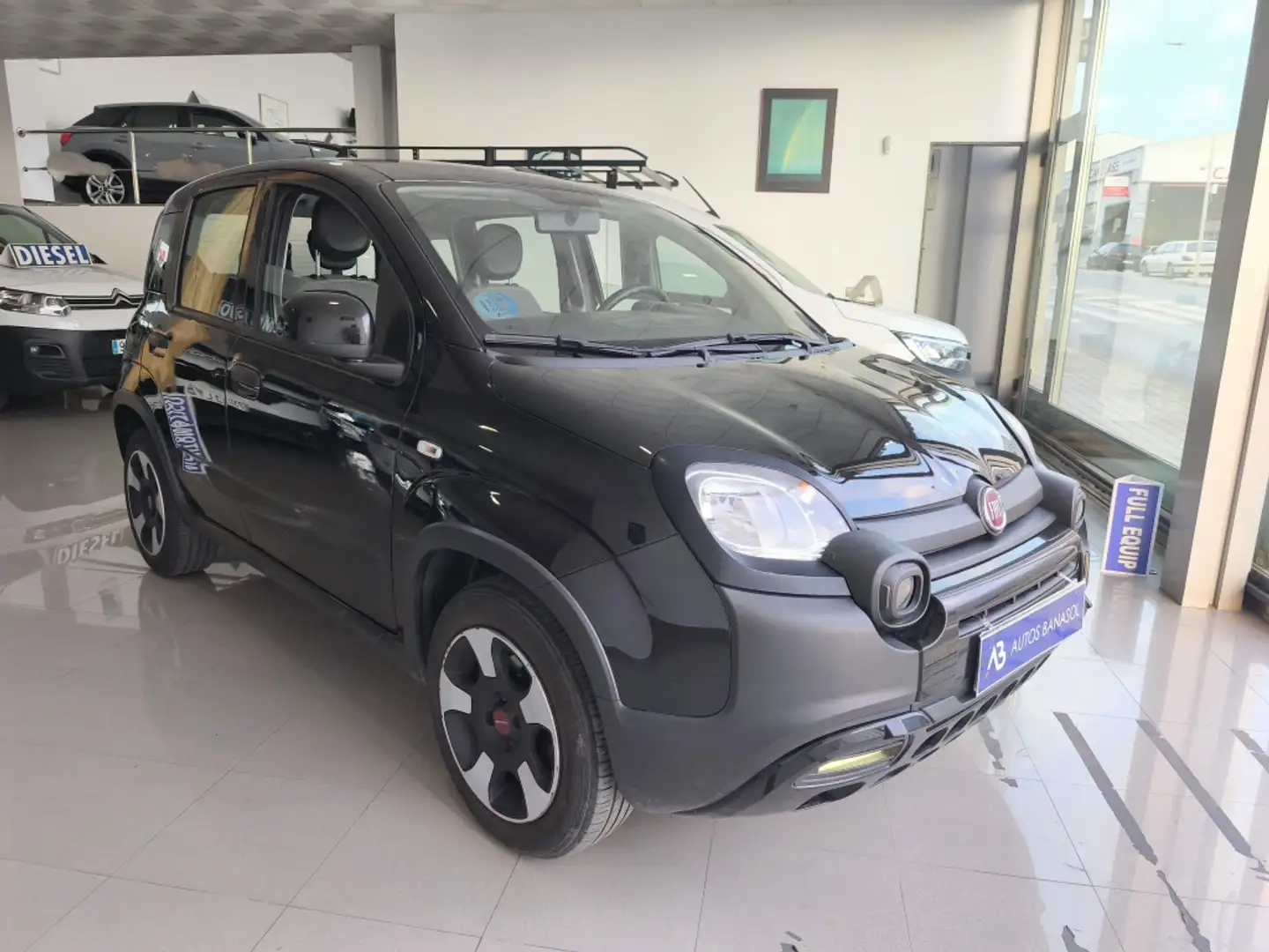Fiat Panda 1.0 Gse City Cross Hybrid Negro - 2
