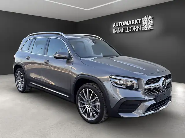 Mercedes-Benz GLB 250 AMG 20*Kamera*LED*Distro*Alcantara*DAB*T