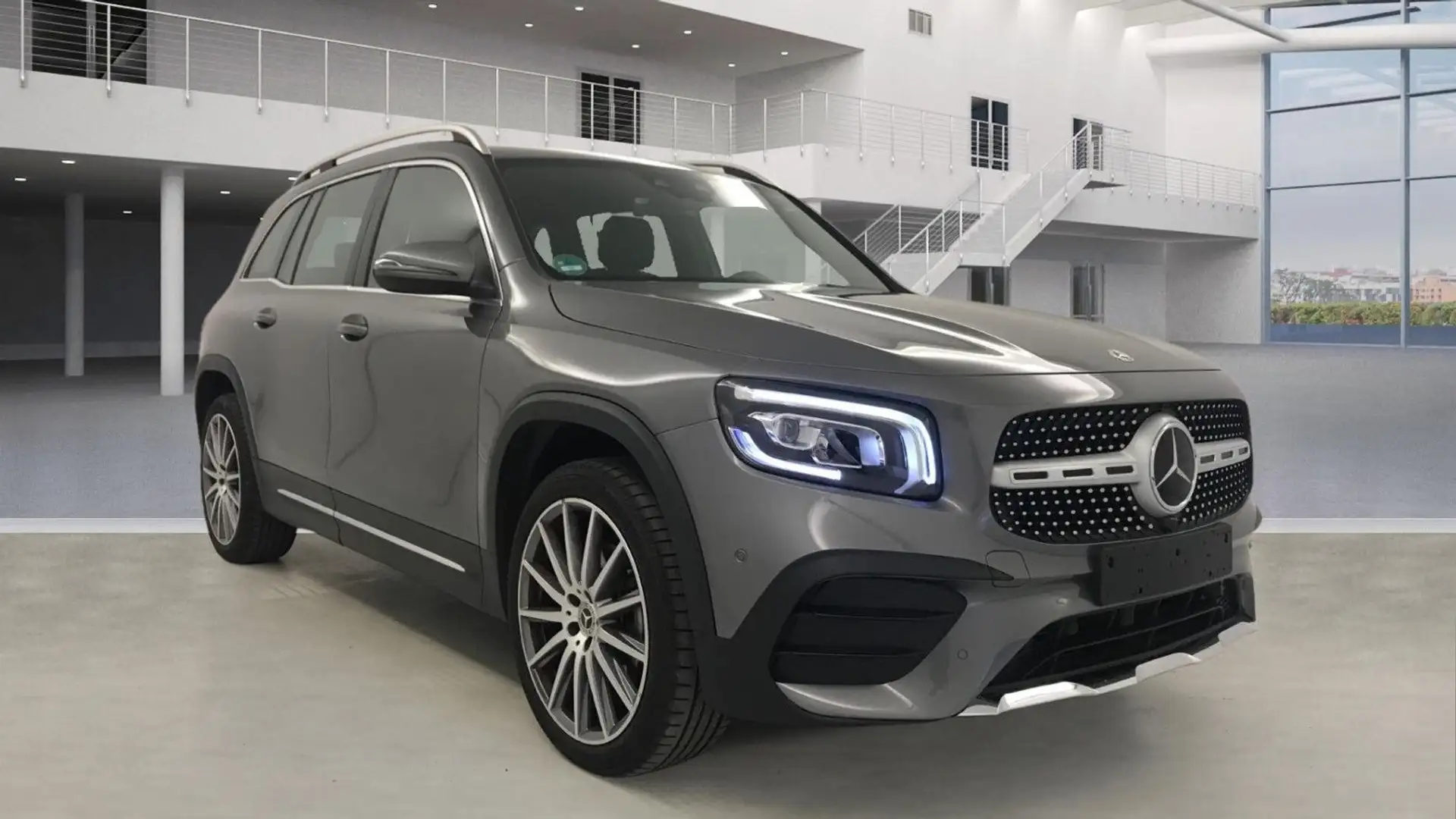 Mercedes-Benz GLB 250 AMG 20*Kamera*LED*Distro*Alcantara*DAB*T Grau - 1