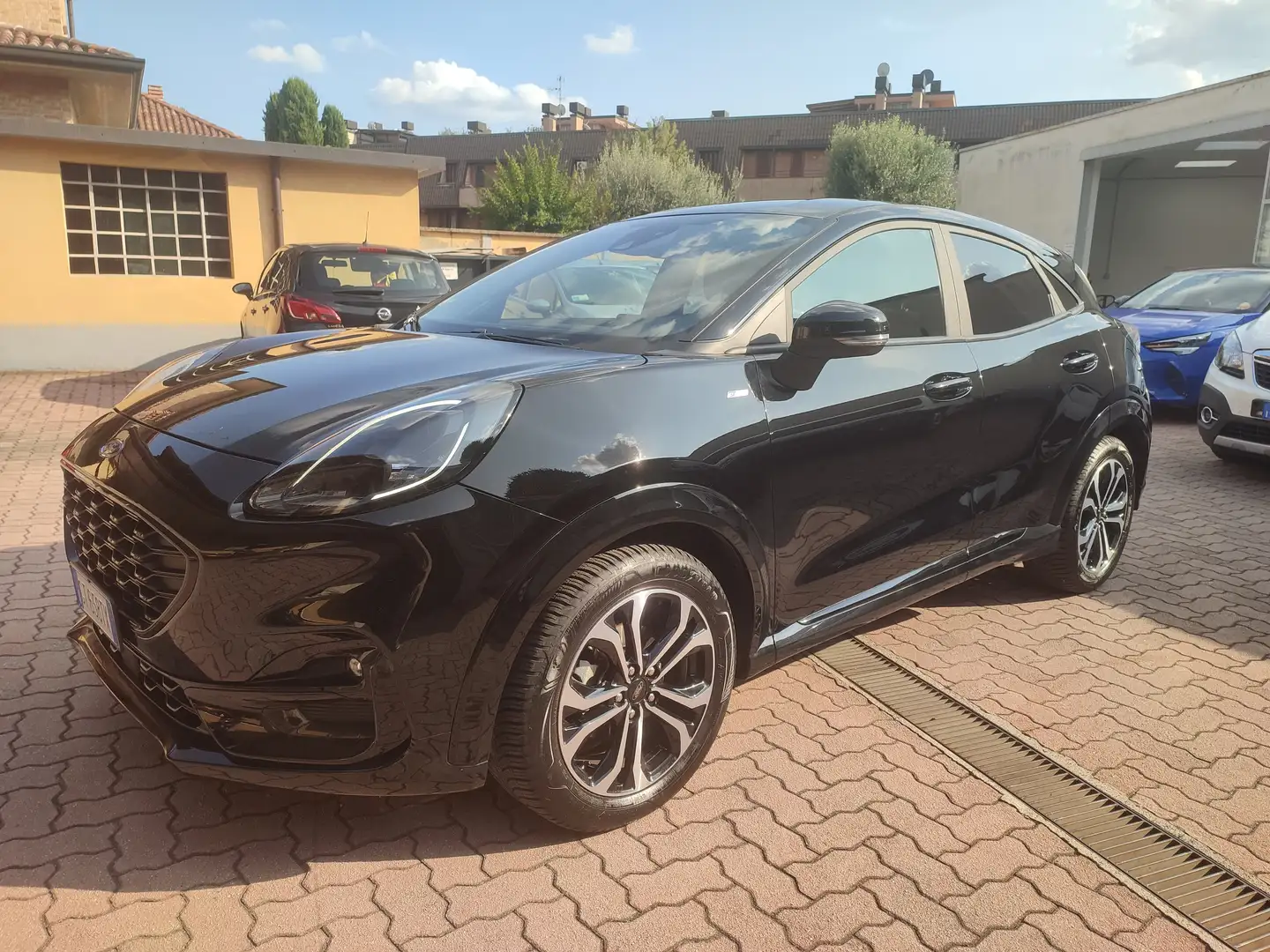 Ford Puma Puma 1.0 ecoboost h ST-Line Design 125 cv AT Promo Schwarz - 1