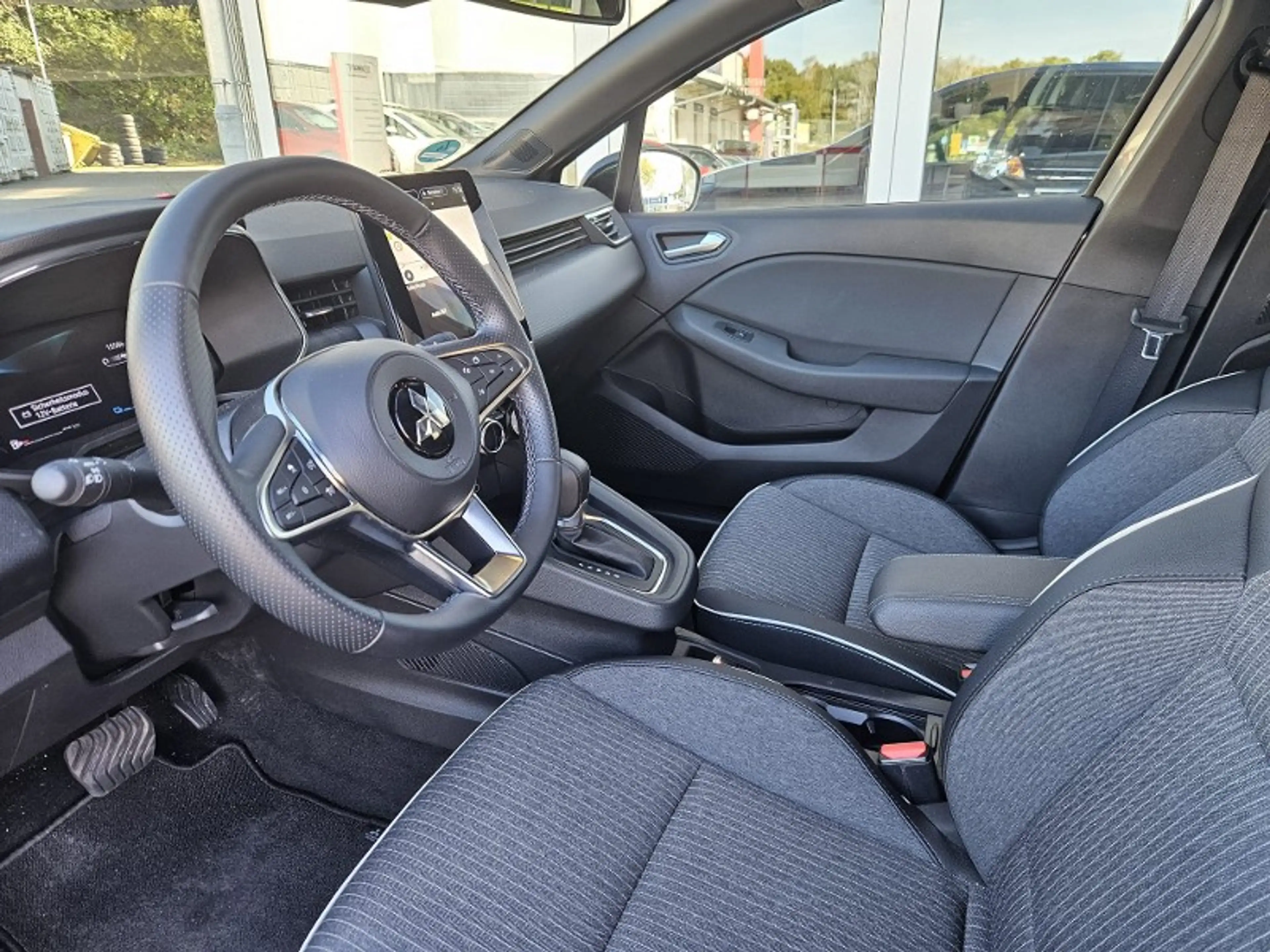 Mitsubishi Colt EDITION 1.6 Hybrid — photo 6