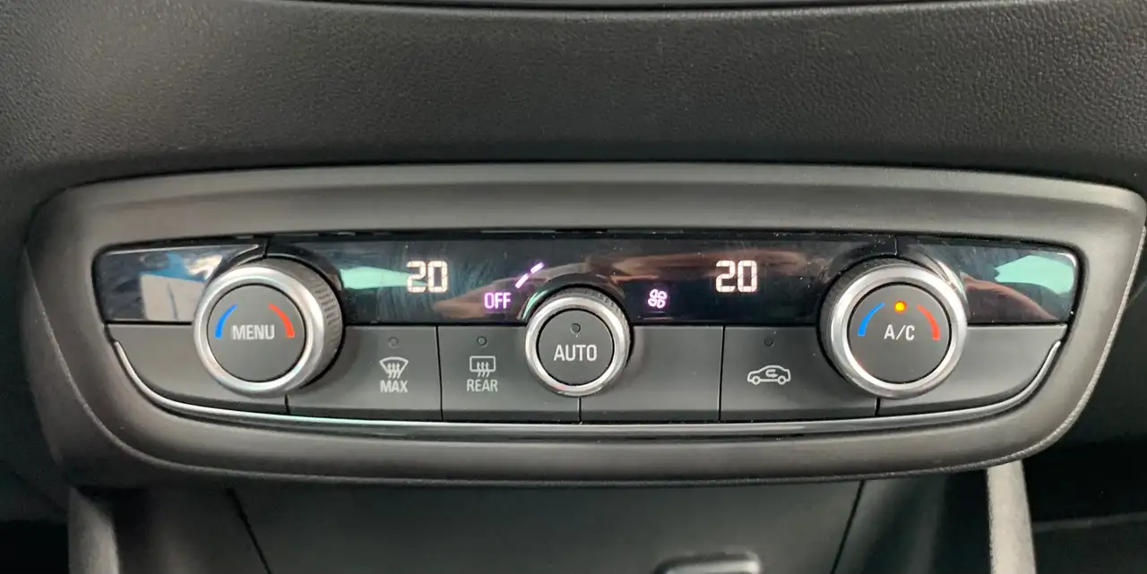 Opel Crossland 1.5 TURBO D 110CV / PACK GS LINE / CARPLAY / CLIM AUTO /, миниатюра 16