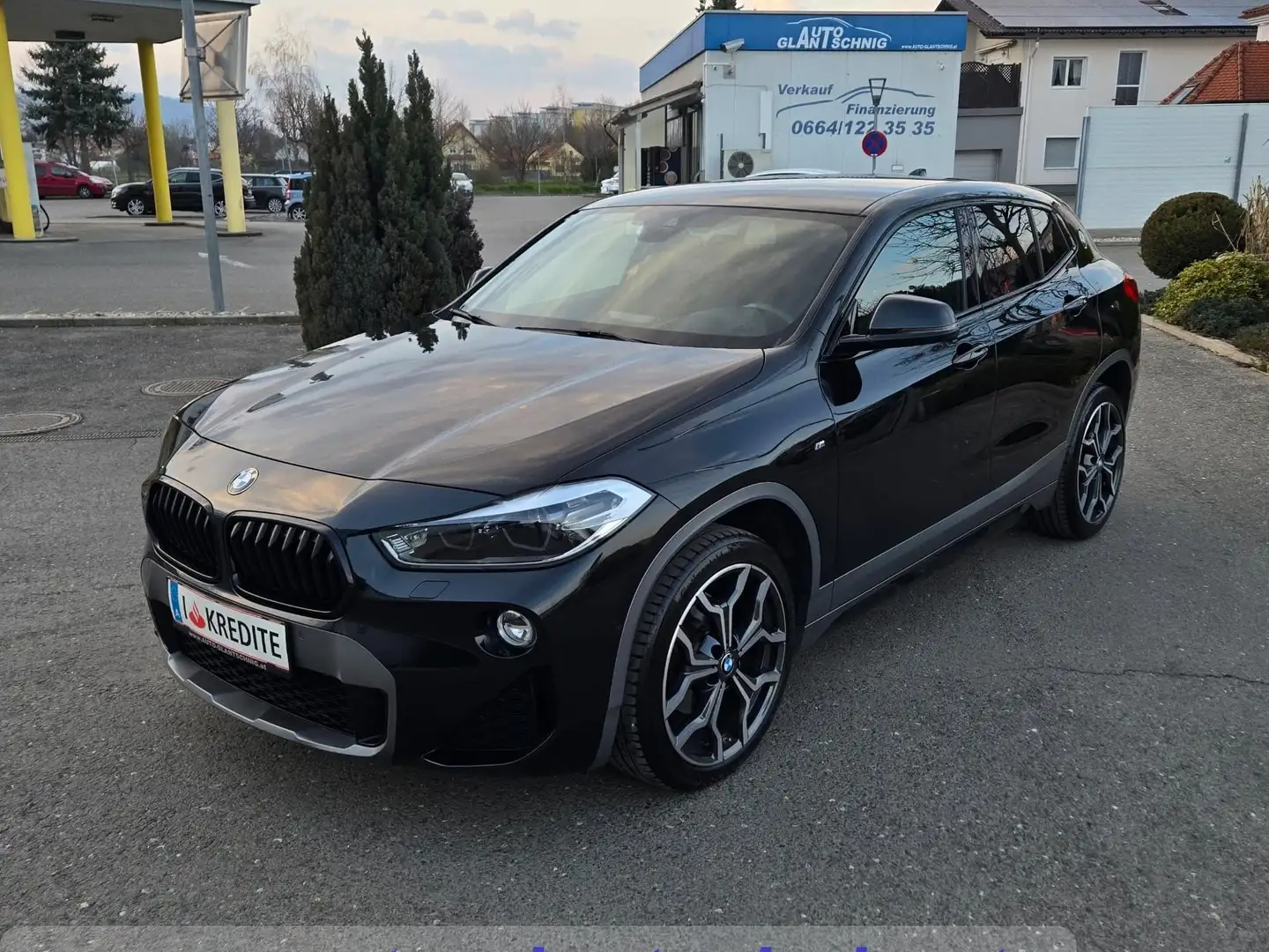 BMW X2 xDrive18d*M Sport X*19"Alu*Rückfahrk*Head up* Schwarz - 1
