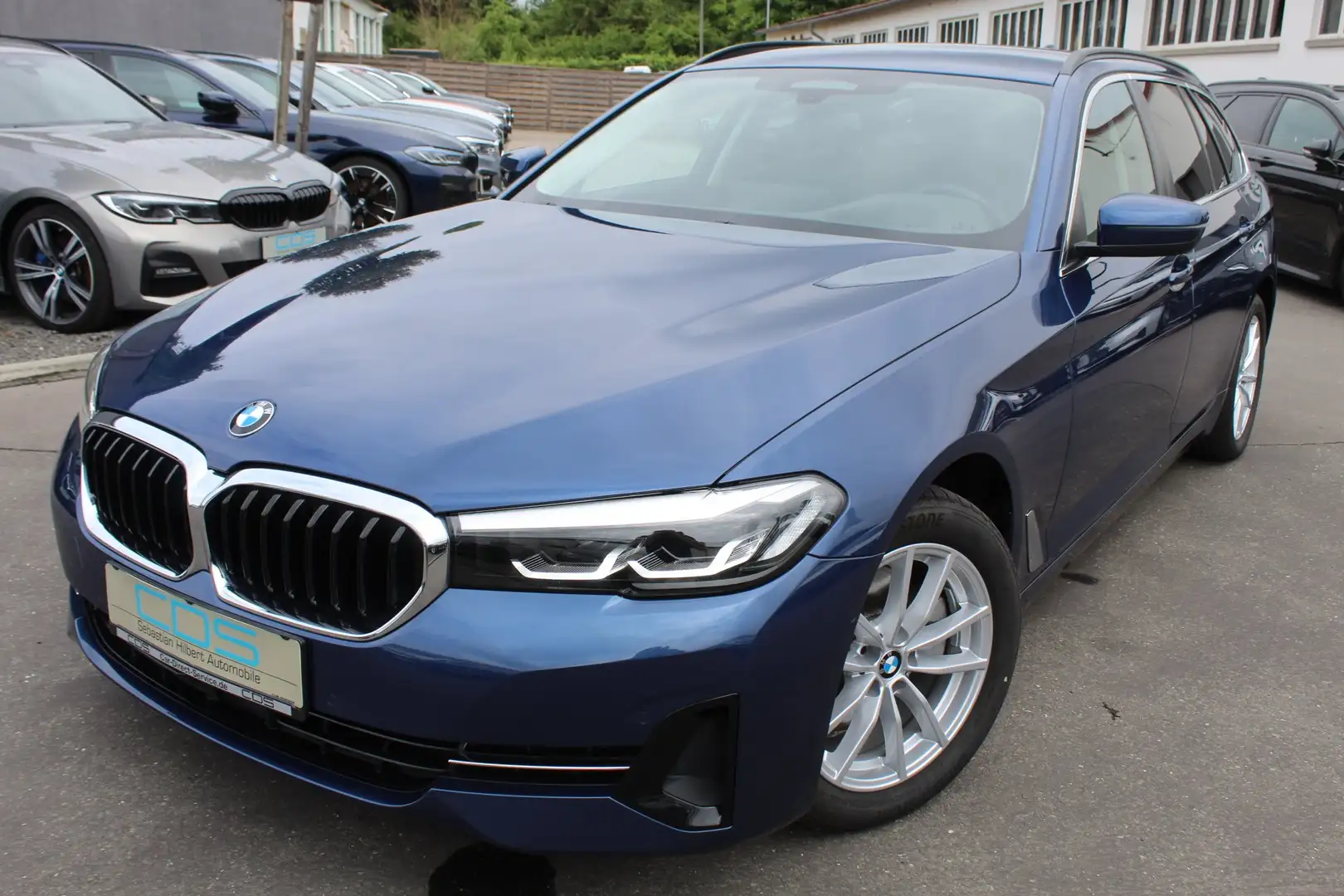 BMW 520 d Tour.+KOMFORTSITZ+Standh.+HUD+AHK+H&K+Drive Pro Bleu - 2