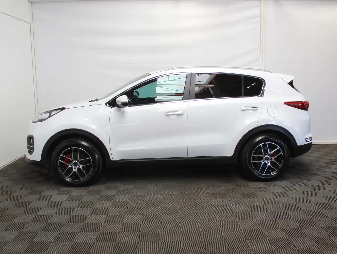 Kia Sportage 1.6 GDI DynamicLine NAVI | LEER | STOELVERW | LMV Wit - 2